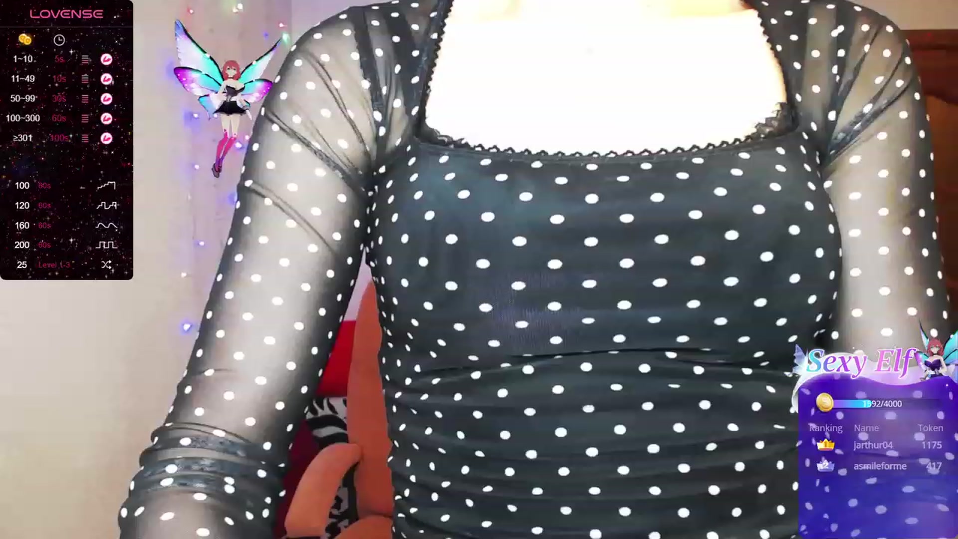 Gallery image thumbnail from AmyWines's myfreecams stream on, 12/23/2023, 15:28 image 8 of 20