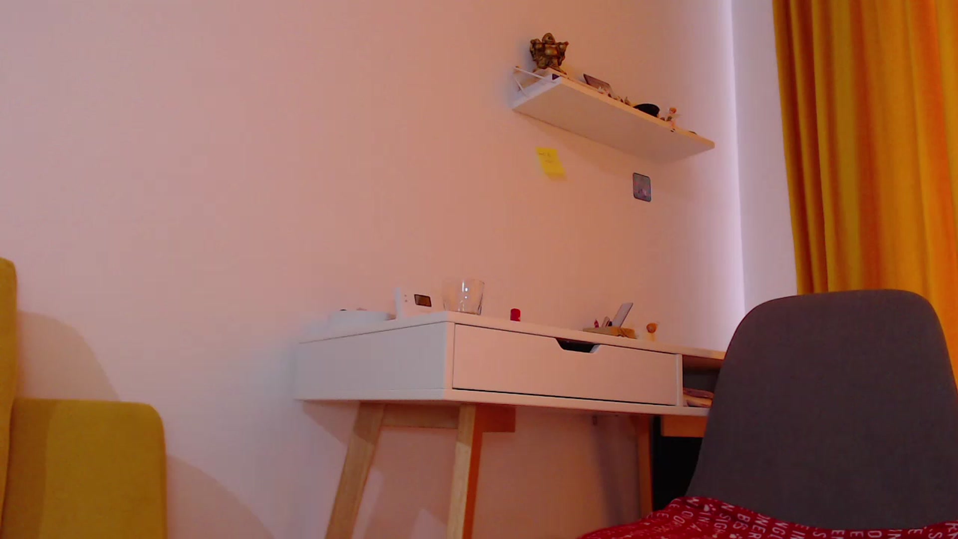 Gallery image thumbnail from Amy_4U's myfreecams stream on, 12/23/2022, 12:18 image 20 of 20