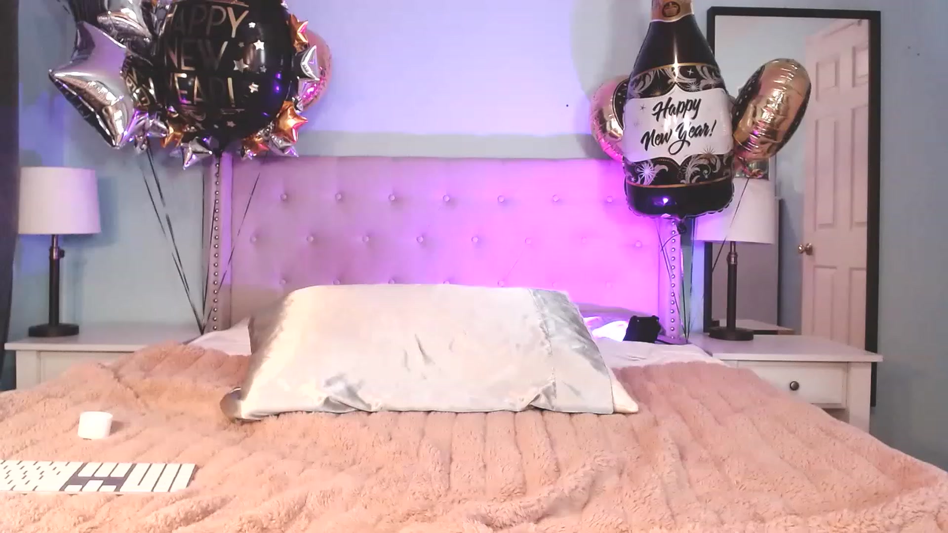Gallery image thumbnail from Amy_Babyy's myfreecams stream on, 01/01/2023, 24:23 image 13 of 20