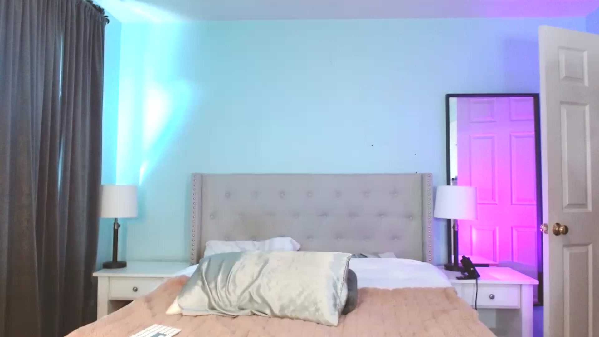 Gallery image thumbnail from Amy_Babyy's myfreecams stream on, 02/02/2023, 19:21 image 10 of 20
