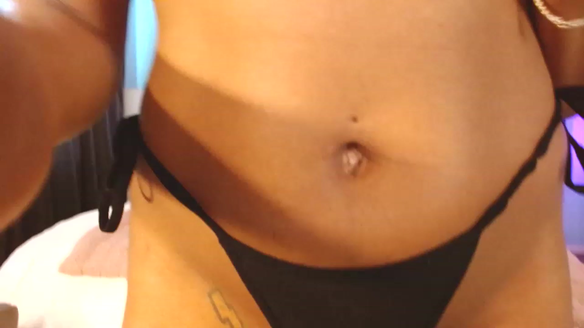 Gallery image thumbnail from Amy_Babyy's myfreecams stream on, 02/06/2023, 18:08 image 14 of 20