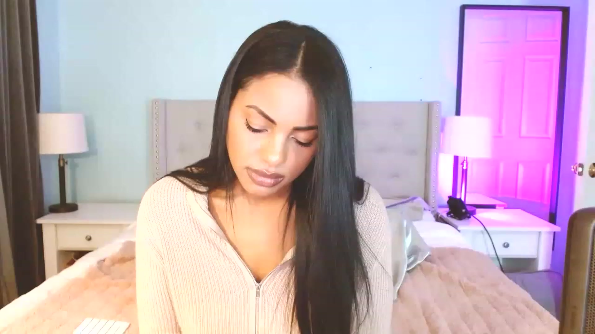 Gallery image thumbnail from Amy_Babyy's myfreecams stream on, 02/07/2023, 22:55 image 14 of 20