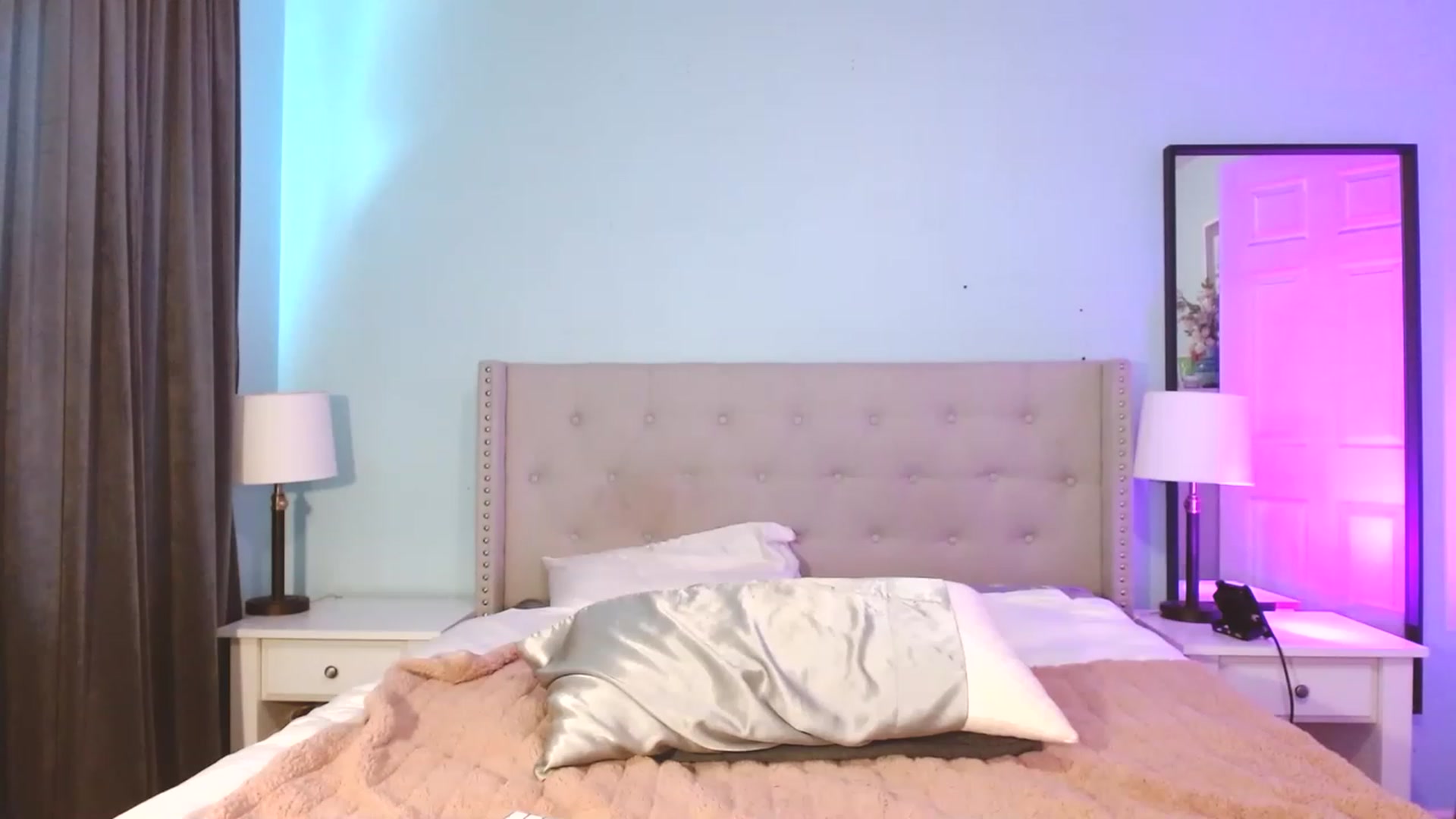 Gallery image thumbnail from Amy_Babyy's myfreecams stream on, 02/20/2023, 17:47 image 4 of 20