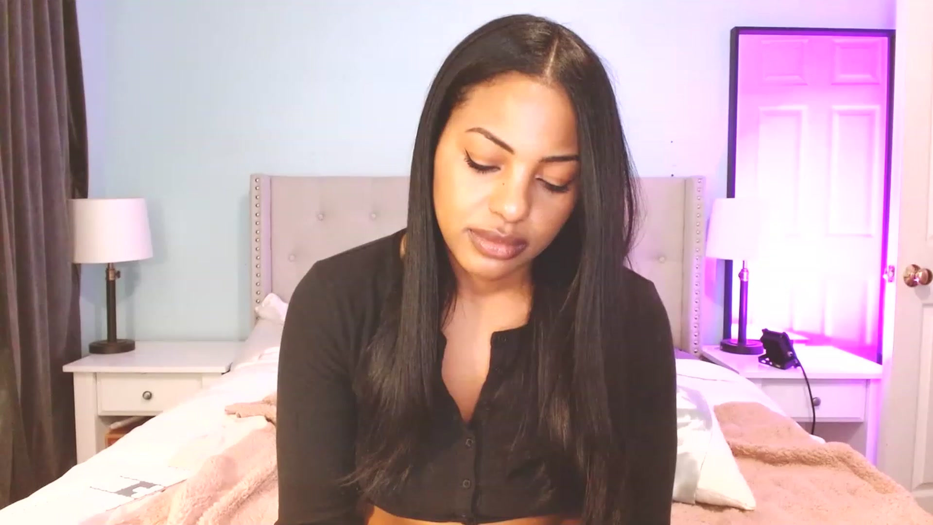 Gallery image thumbnail from Amy_Babyy's myfreecams stream on, 03/29/2023, 24:32 image 19 of 20