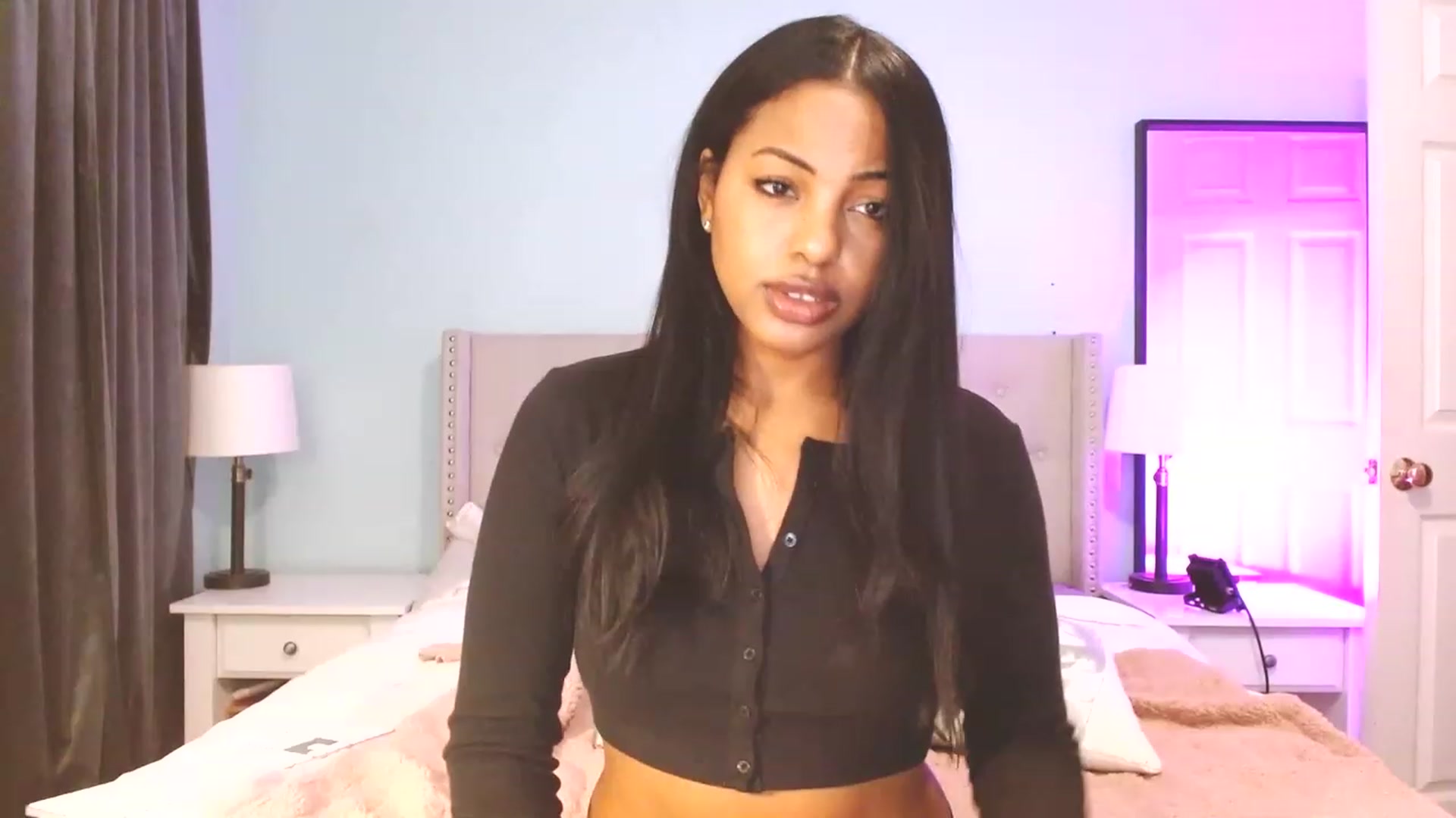 Gallery image thumbnail from Amy_Babyy's myfreecams stream on, 03/29/2023, 24:32 image 3 of 20