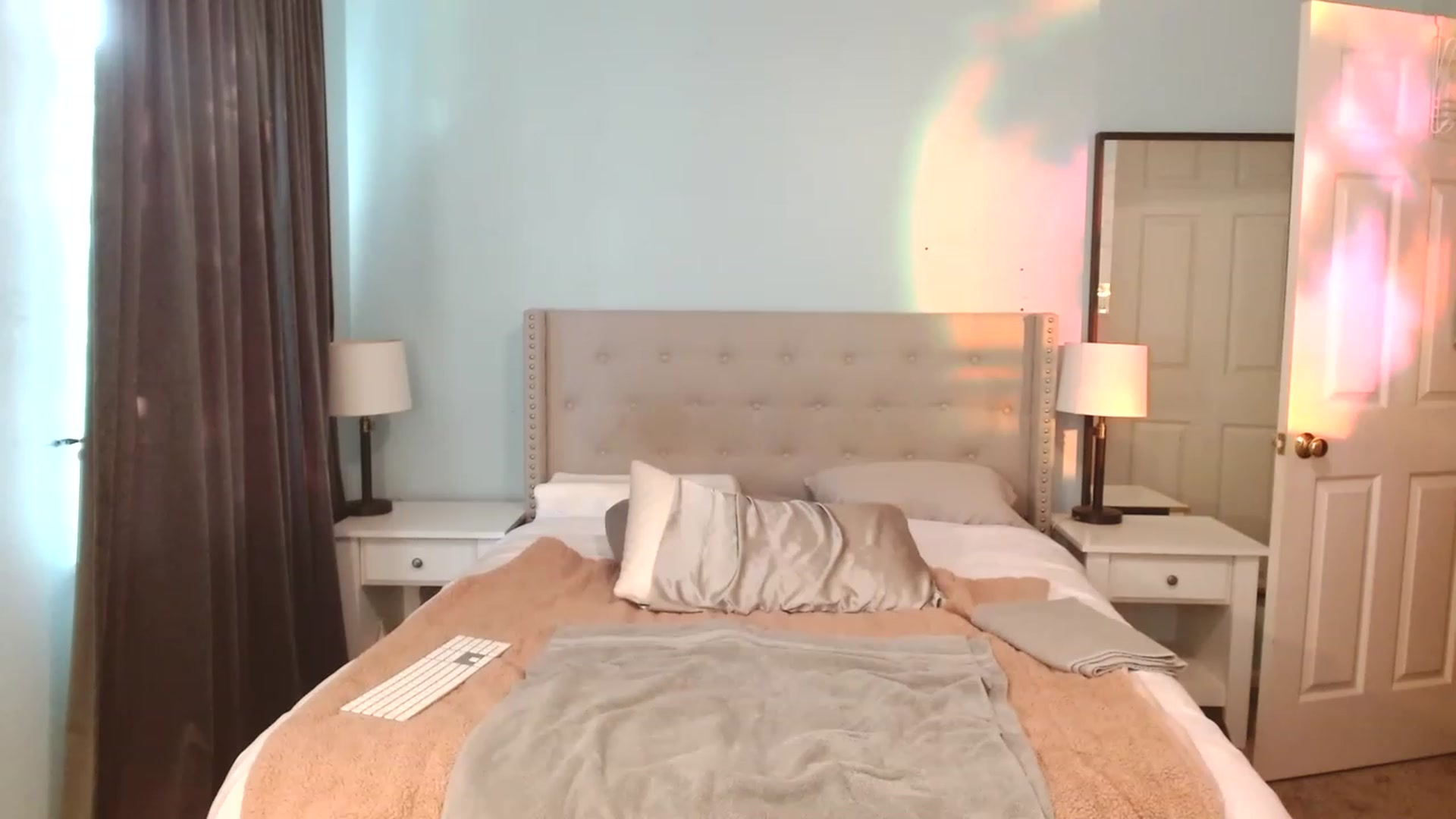 Gallery image thumbnail from Amy_Babyy's myfreecams stream on, 05/31/2023, 24:44 image 3 of 20