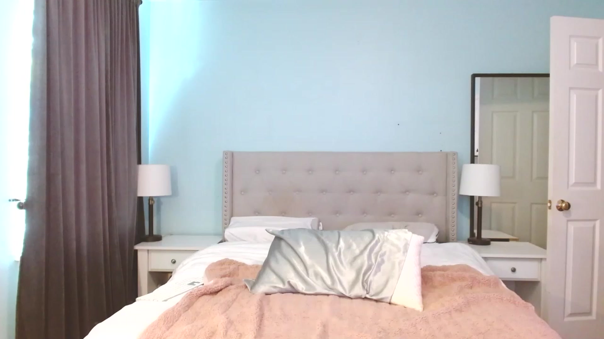 Gallery image thumbnail from Amy_Babyy's myfreecams stream on, 07/04/2023, 19:02 image 16 of 20