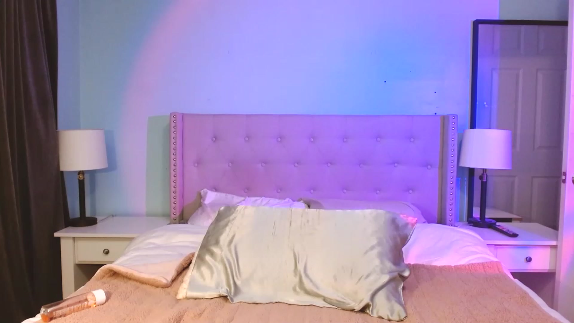 Gallery image thumbnail from Amy_Babyy's myfreecams stream on, 07/17/2023, 02:48 image 14 of 20