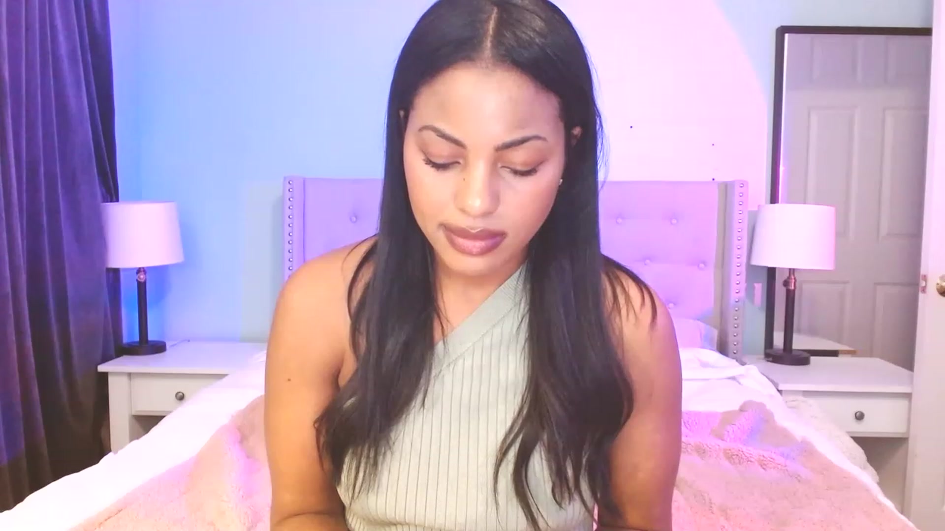 Gallery image thumbnail from Amy_Babyy's myfreecams stream on, 07/19/2023, 02:05 image 13 of 20