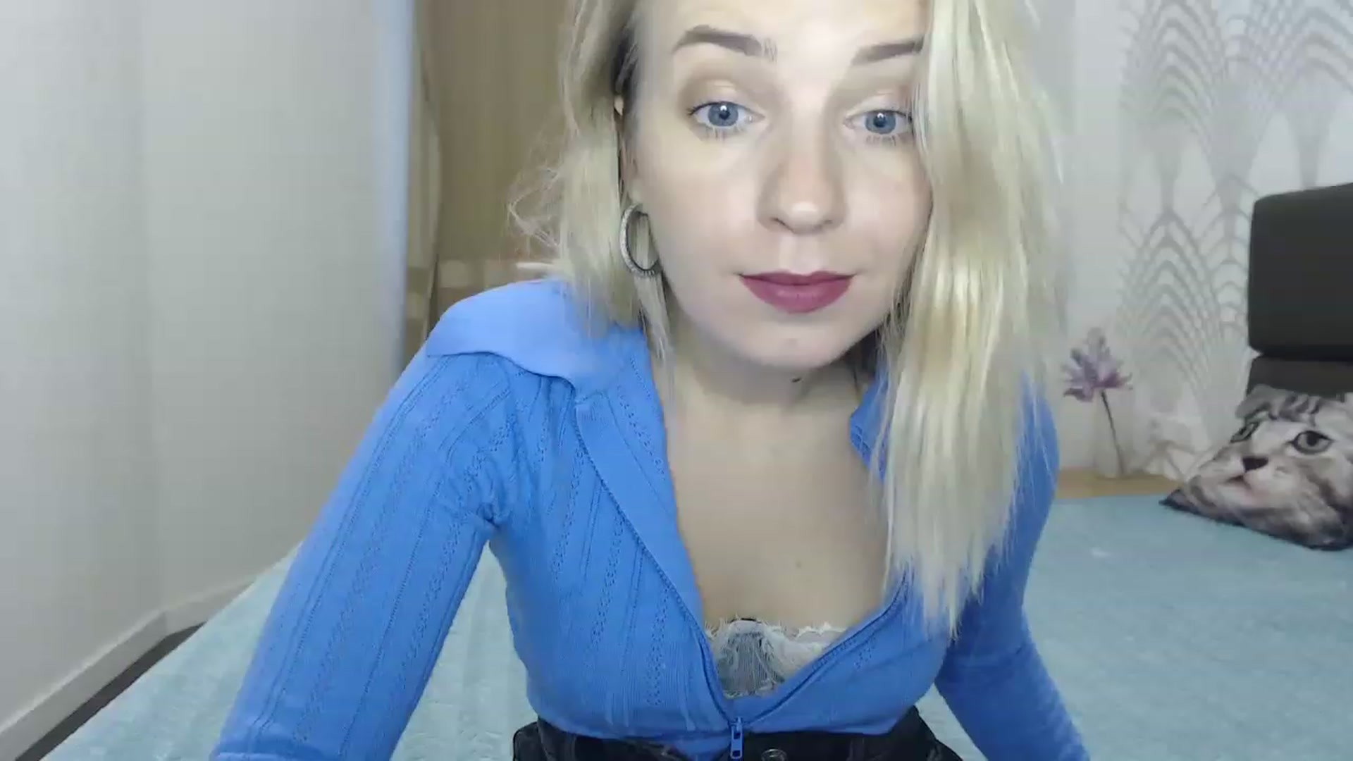 Gallery image thumbnail from Amy_CuteBambi's myfreecams stream on, 12/01/2022, 13:43 image 18 of 20