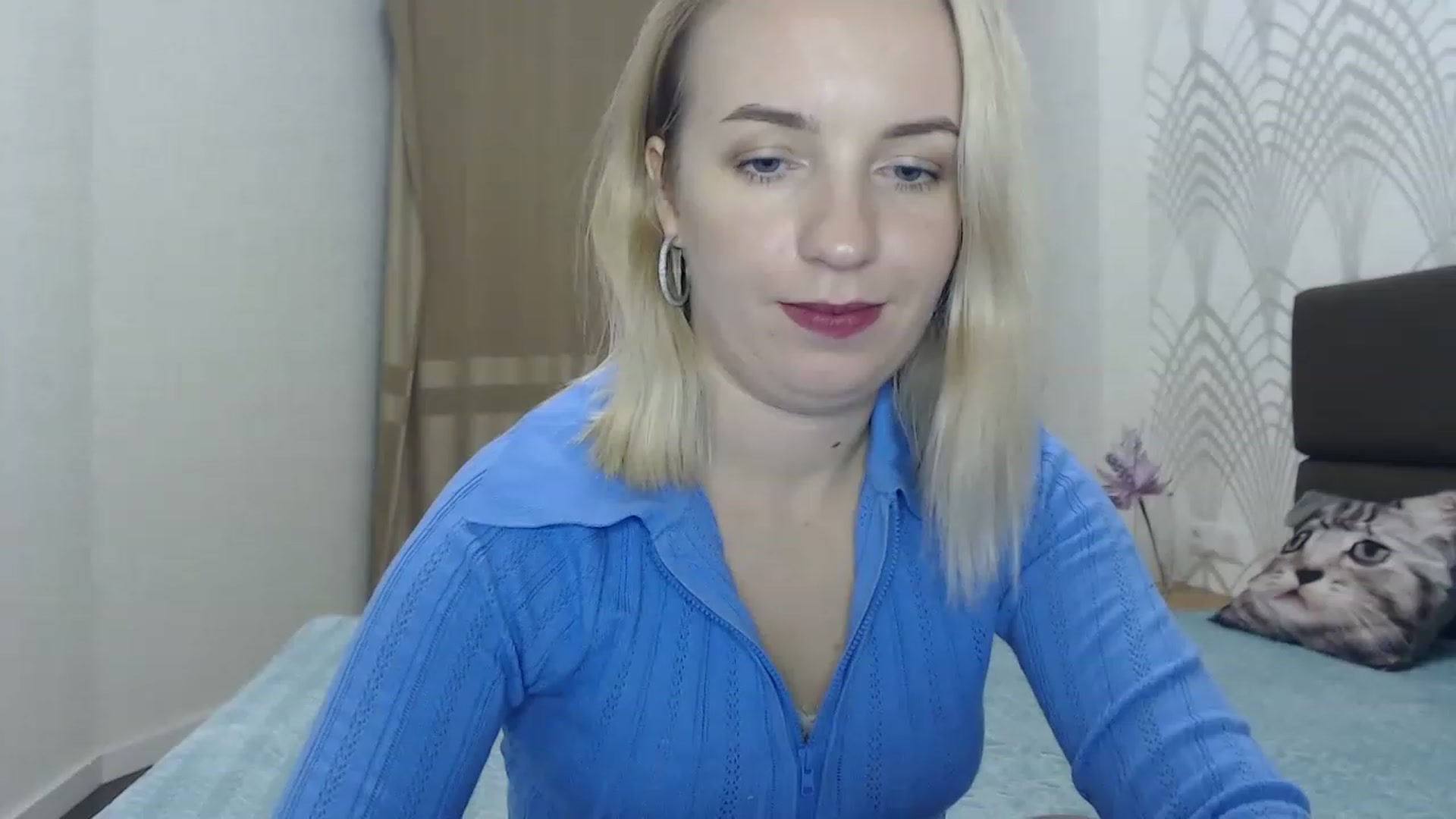 Gallery image thumbnail from Amy_CuteBambi's myfreecams stream on, 12/01/2022, 14:59 image 1 of 20