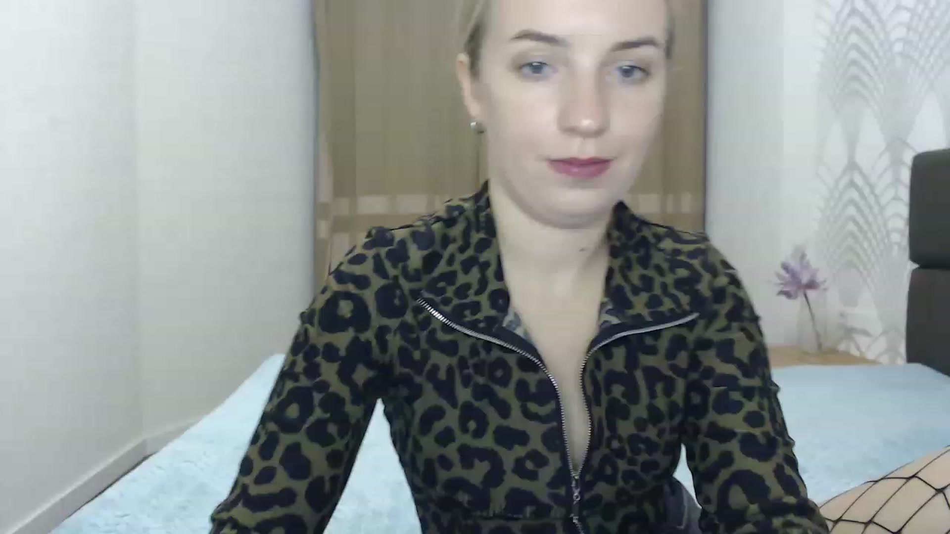 Gallery image thumbnail from Amy_CuteBambi's myfreecams stream on, 12/02/2022, 18:23 image 1 of 20