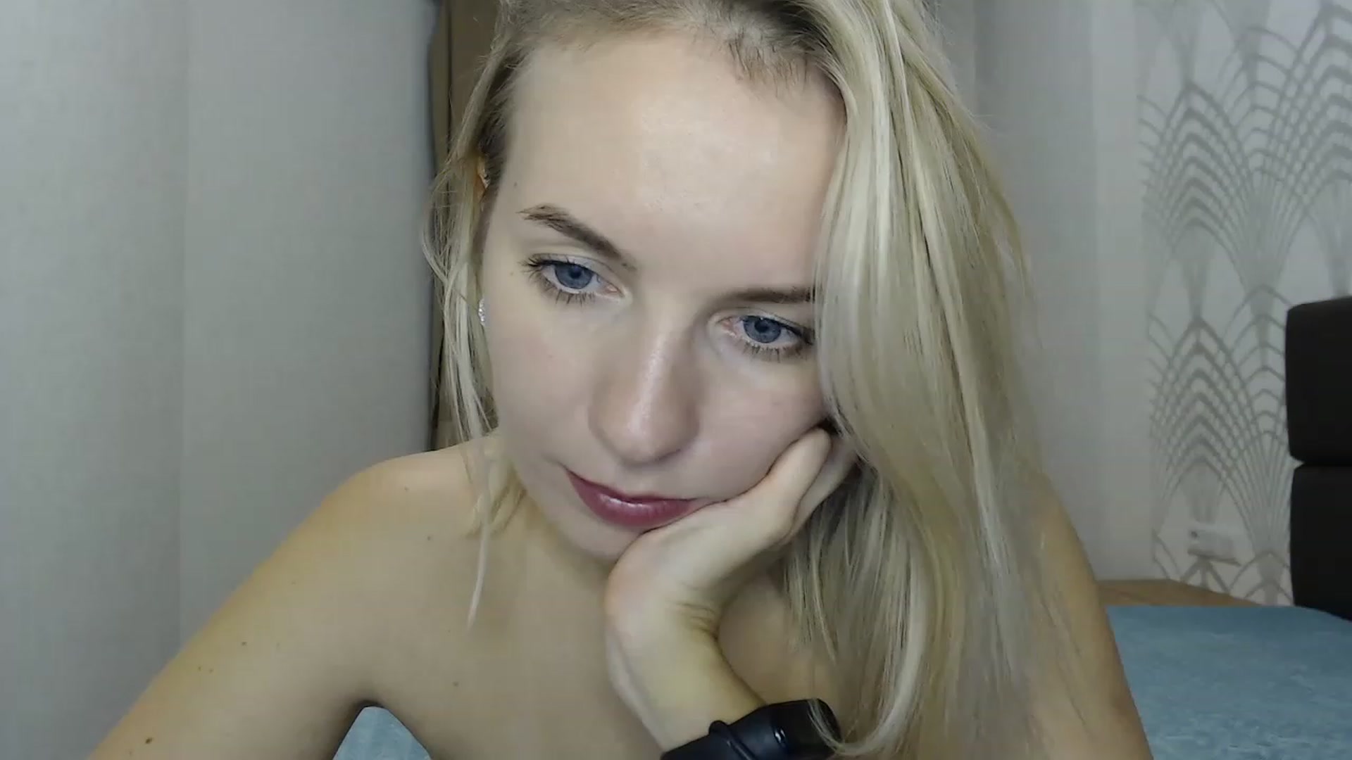 Gallery image thumbnail from Amy_CuteBambi's myfreecams stream on, 12/07/2022, 14:54 image 15 of 20