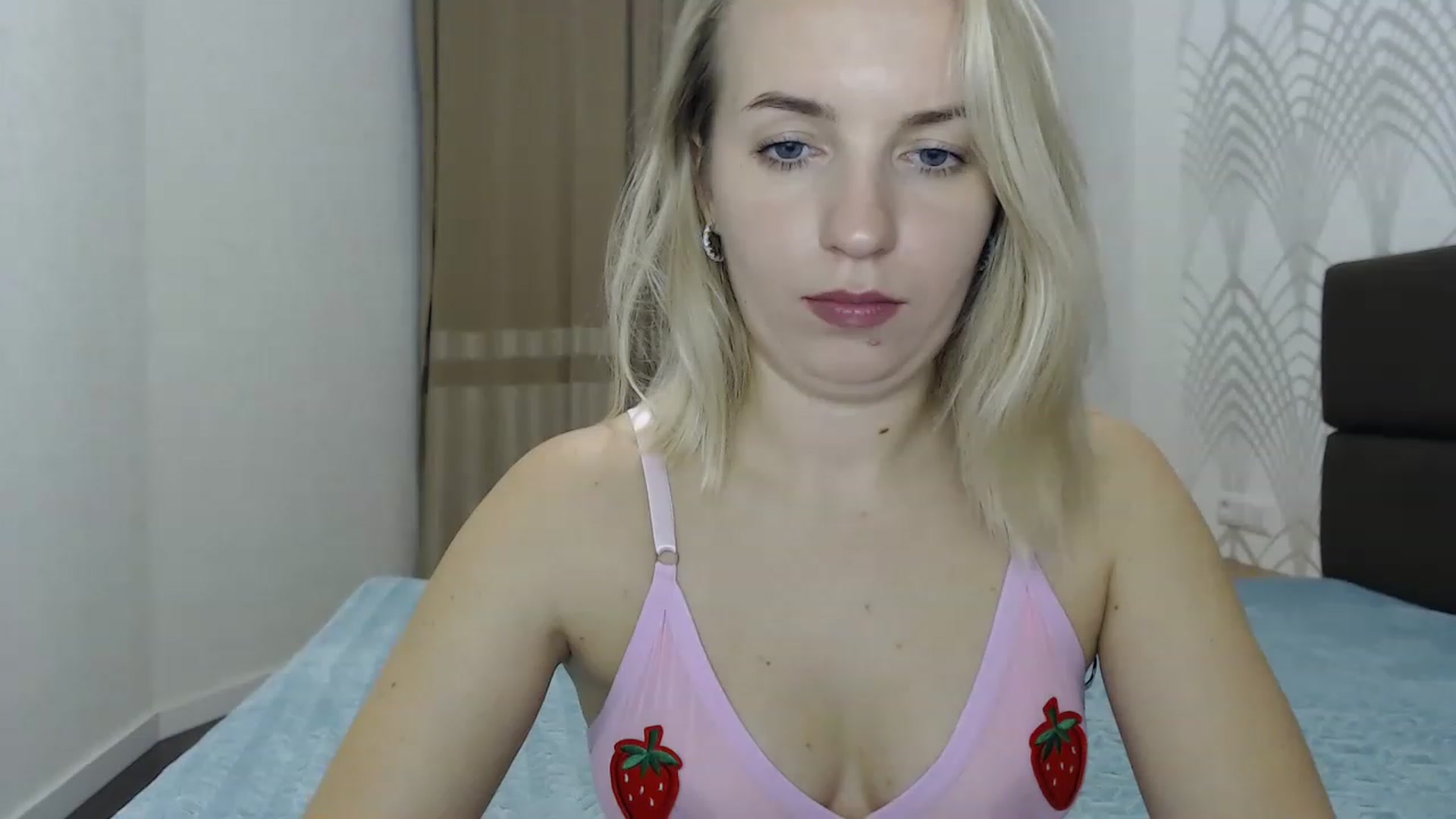 Gallery image thumbnail from Amy_CuteBambi's myfreecams stream on, 12/07/2022, 14:54 image 1 of 20