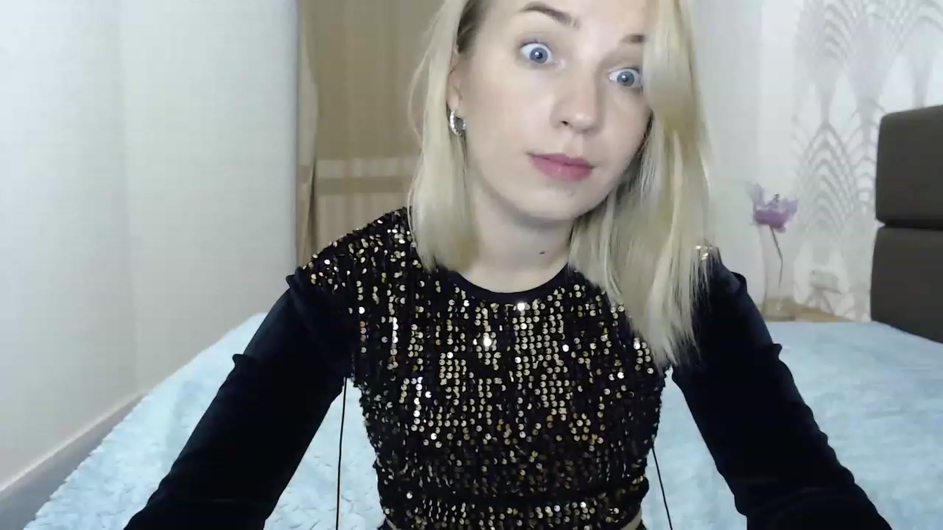 Gallery image thumbnail from Amy_CuteBambi's myfreecams stream on, 12/08/2022, 17:22 image 7 of 20