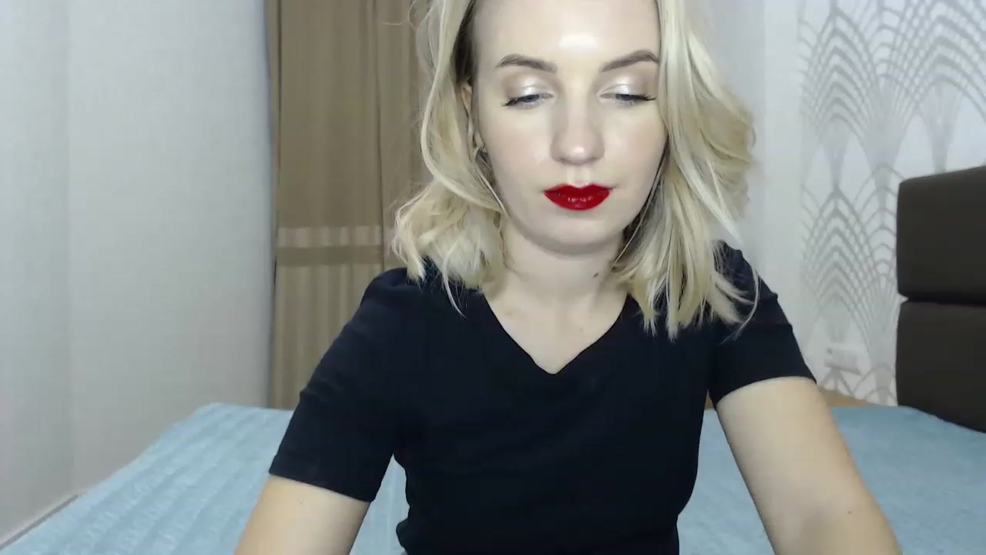 Gallery image thumbnail from Amy_CuteBambi's myfreecams stream on, 12/11/2022, 15:07 image 1 of 20