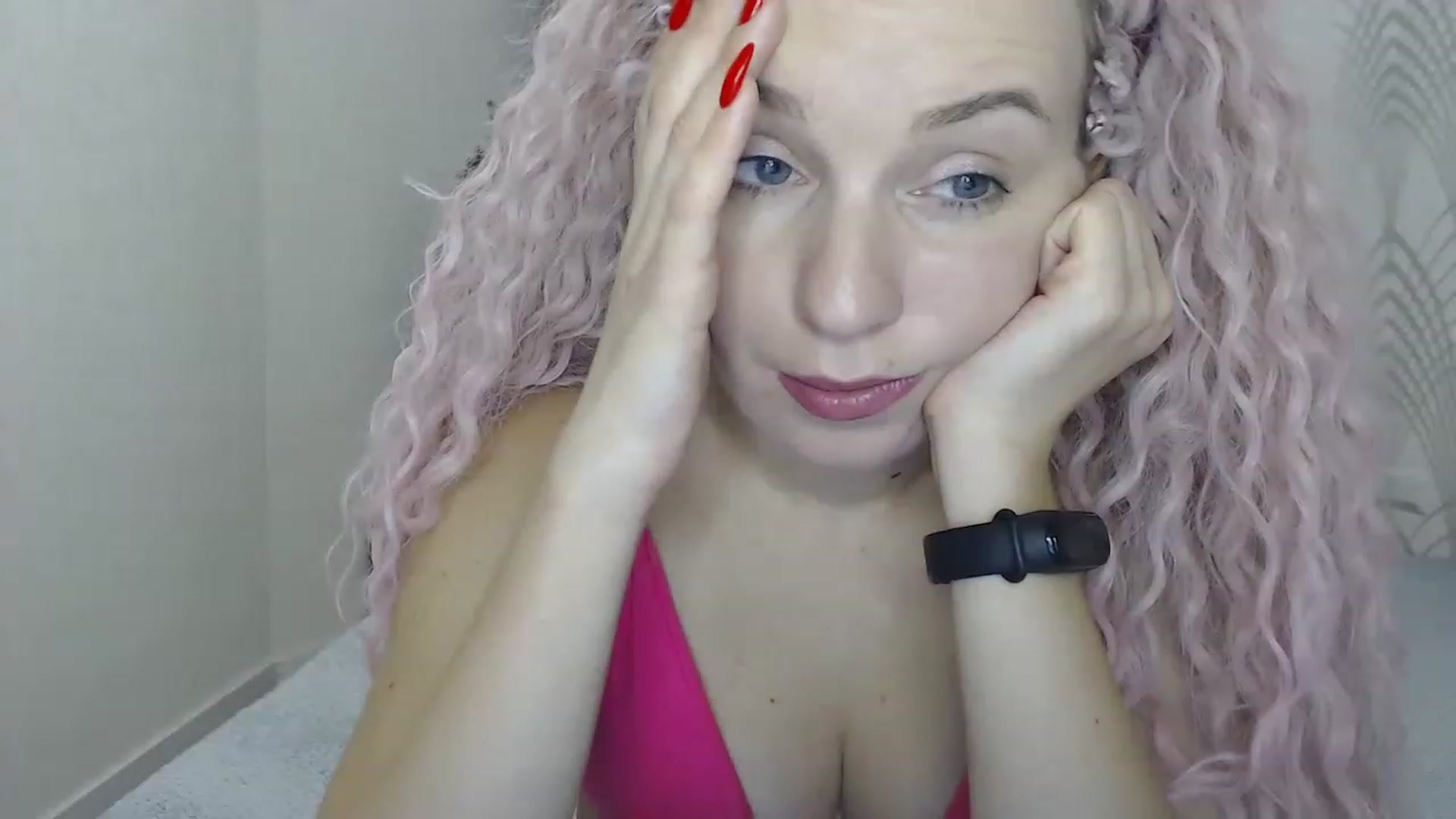 Gallery image thumbnail from Amy_CuteBambi's myfreecams stream on, 01/22/2023, 21:24 image 9 of 20
