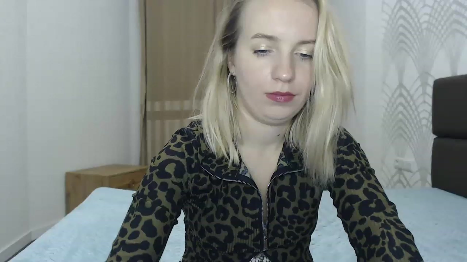 Gallery image thumbnail from Amy_CuteBambi's myfreecams stream on, 01/28/2023, 19:44 image 15 of 20