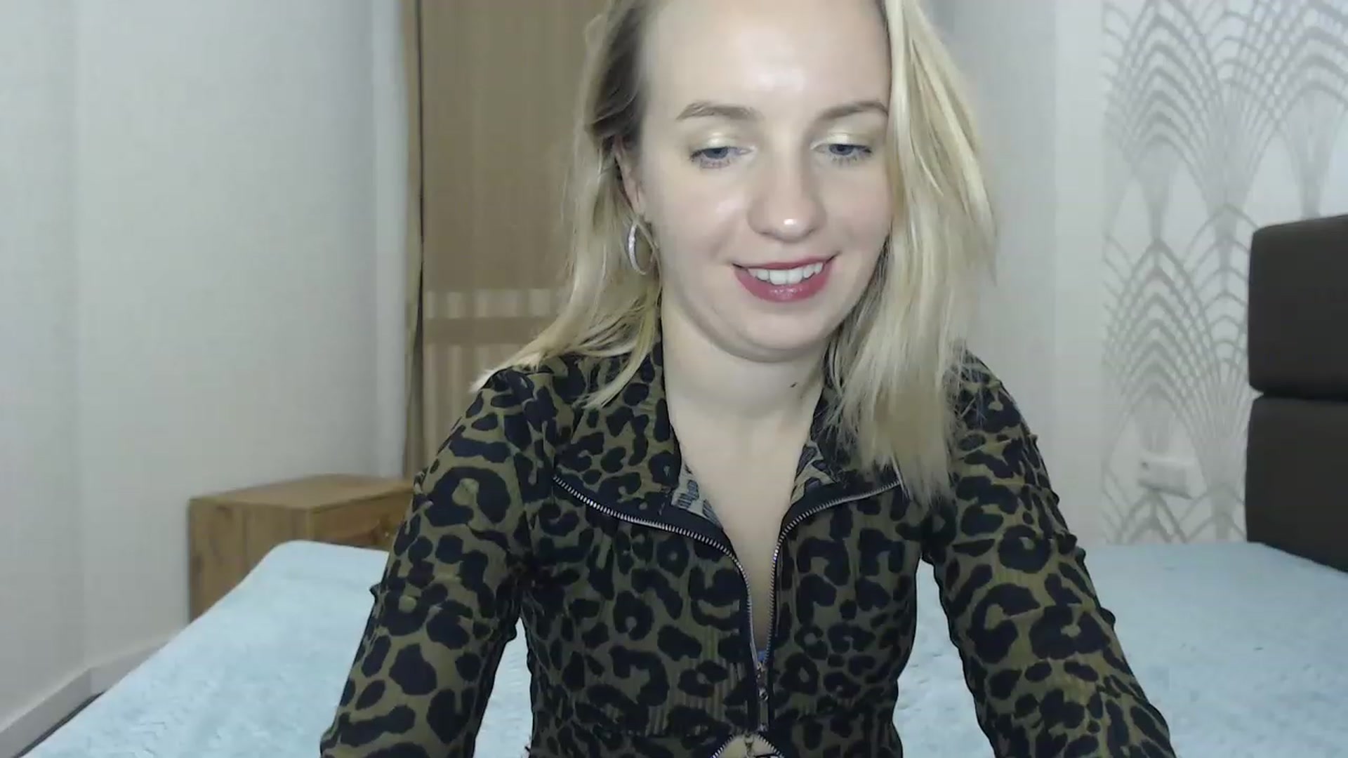 Gallery image thumbnail from Amy_CuteBambi's myfreecams stream on, 01/28/2023, 19:44 image 11 of 20