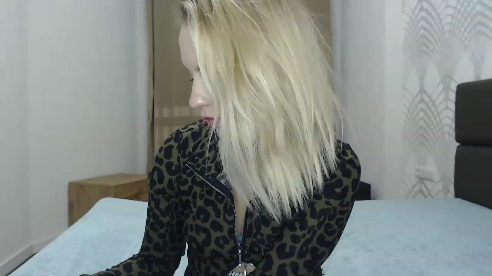 Gallery image thumbnail from Amy_CuteBambi's myfreecams stream on, 01/28/2023, 19:44 image 10 of 20