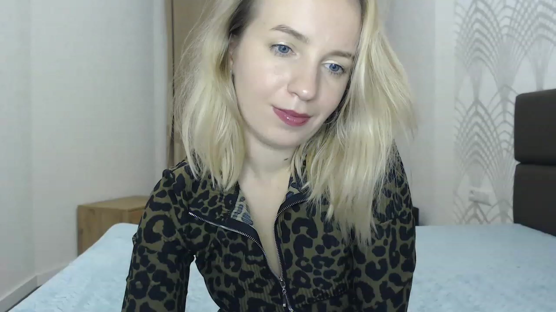 Gallery image thumbnail from Amy_CuteBambi's myfreecams stream on, 01/28/2023, 19:44 image 1 of 20
