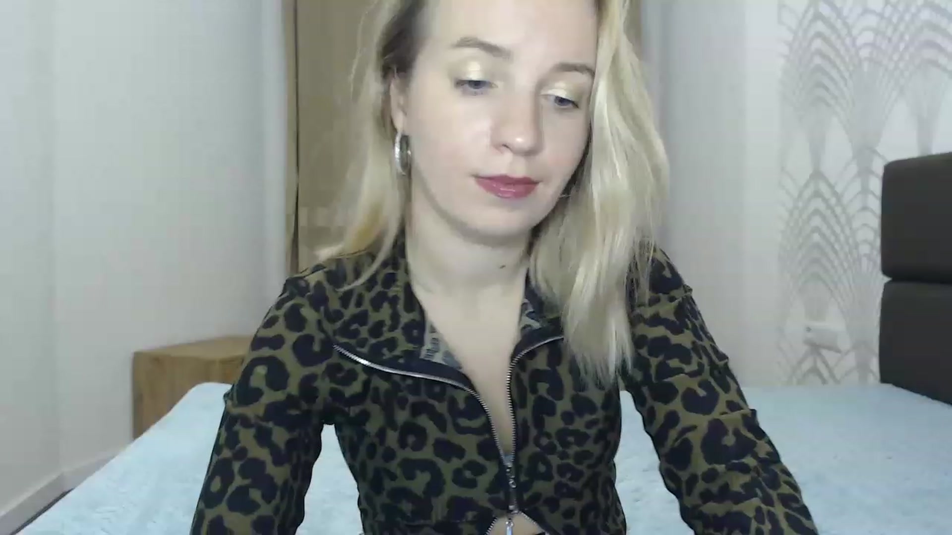 Gallery image thumbnail from Amy_CuteBambi's myfreecams stream on, 01/28/2023, 19:44 image 8 of 20