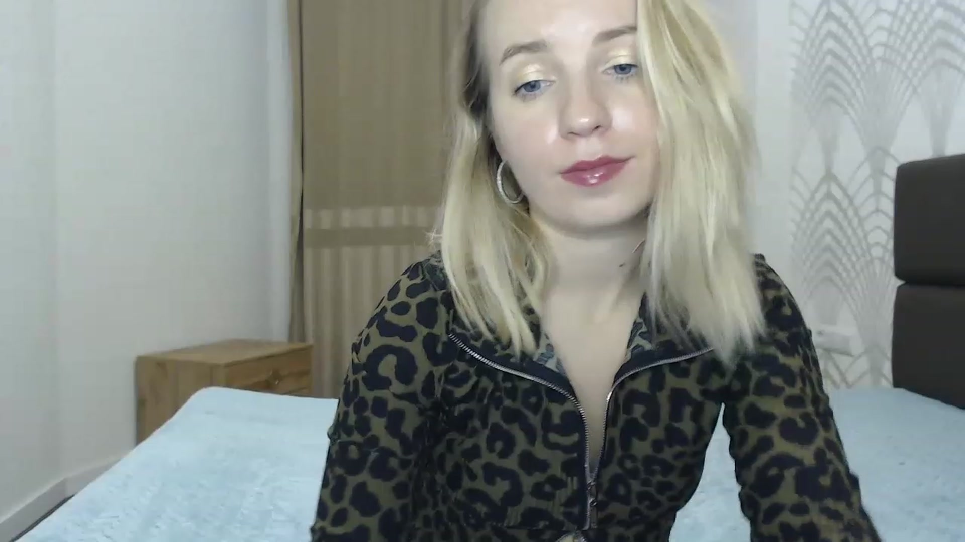 Gallery image thumbnail from Amy_CuteBambi's myfreecams stream on, 01/28/2023, 19:44 image 12 of 20