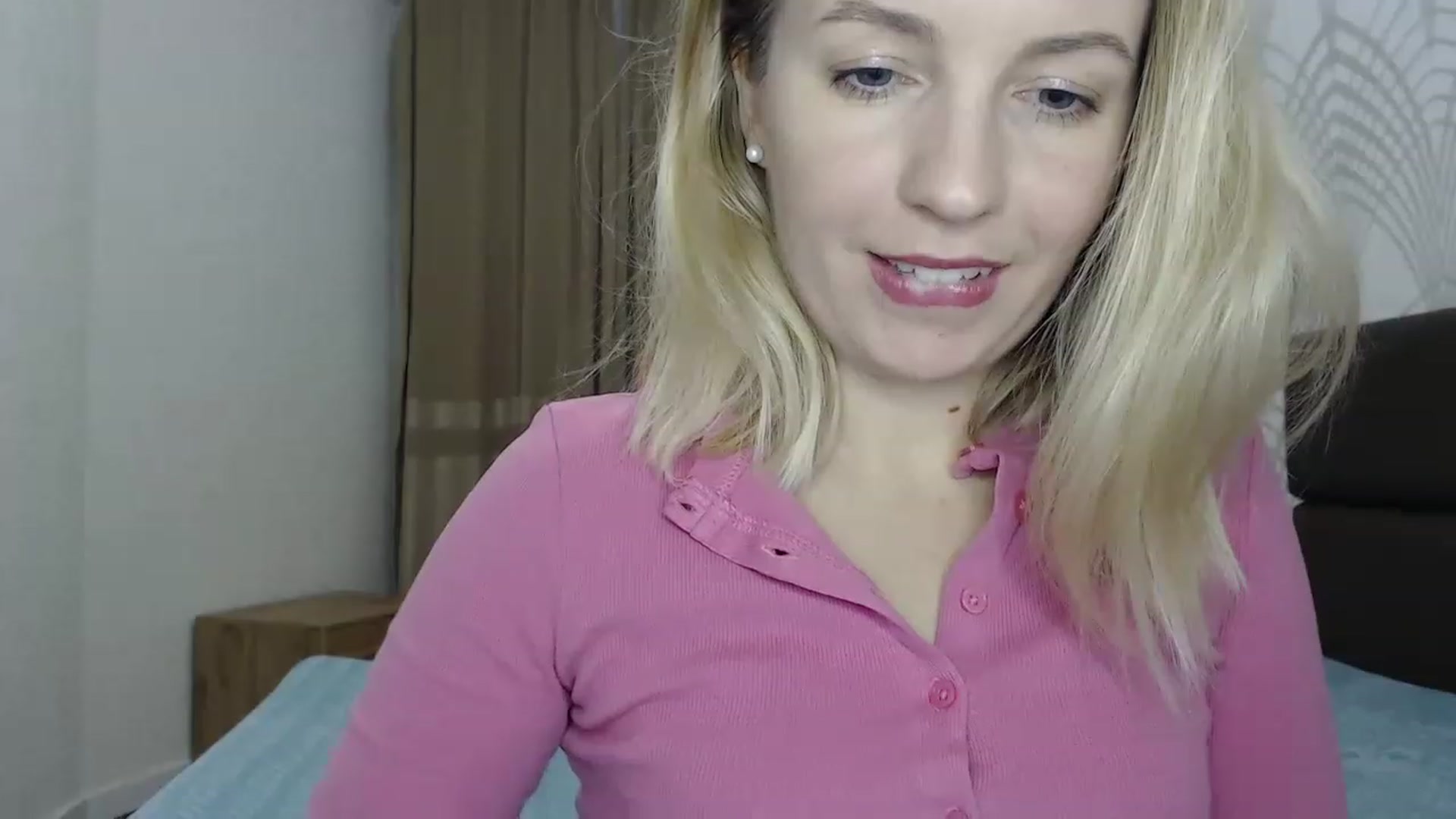Gallery image thumbnail from Amy_CuteBambi's myfreecams stream on, 01/29/2023, 17:22 image 2 of 20