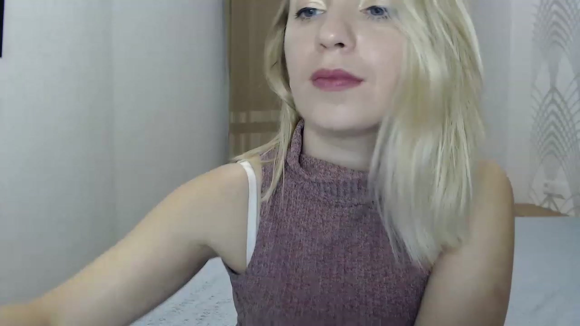 Gallery image thumbnail from Amy_CuteBambi's myfreecams stream on, 02/04/2023, 18:08 image 6 of 20