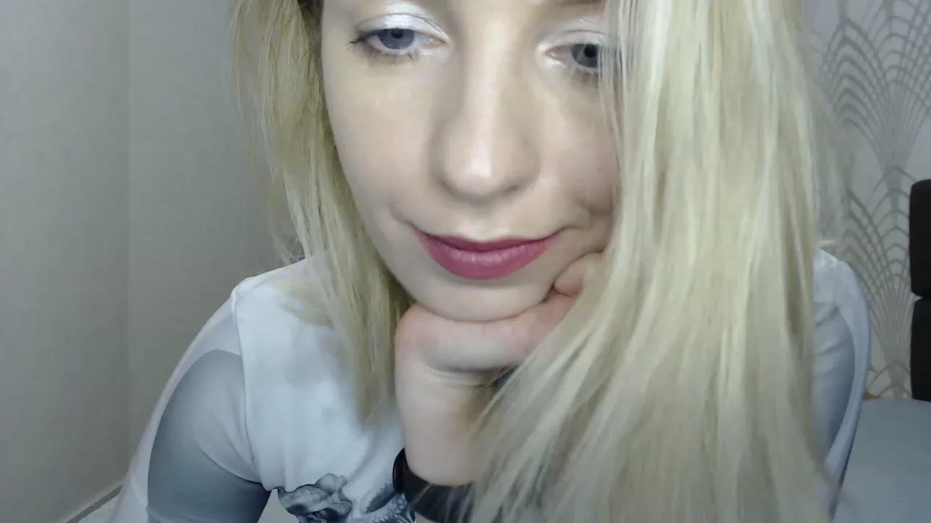 Gallery image thumbnail from Amy_CuteBambi's myfreecams stream on, 02/06/2023, 18:27 image 7 of 20
