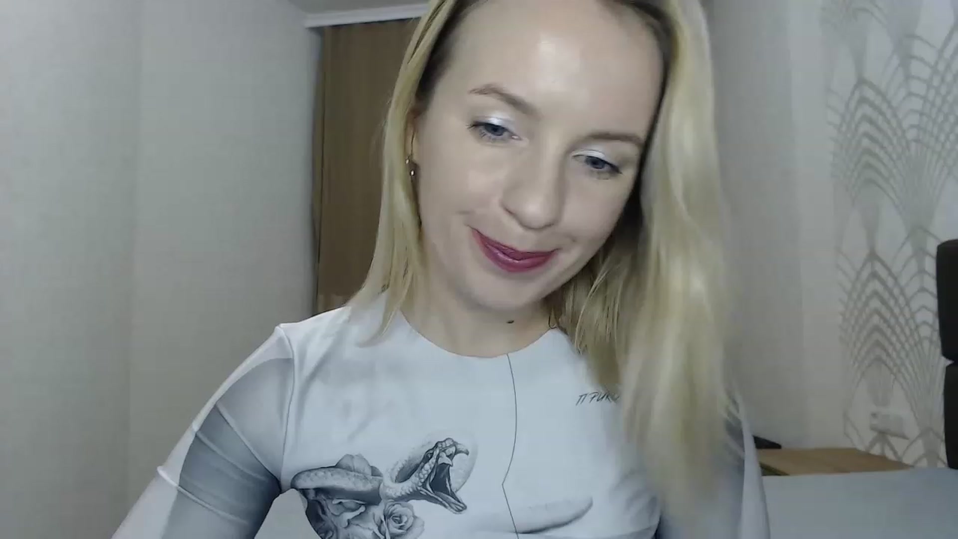 Gallery image thumbnail from Amy_CuteBambi's myfreecams stream on, 02/06/2023, 18:27 image 6 of 20