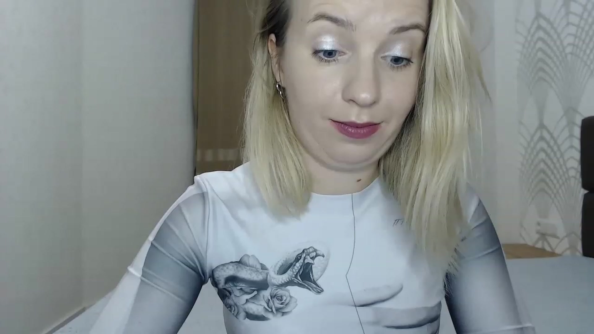 Gallery image thumbnail from Amy_CuteBambi's myfreecams stream on, 02/06/2023, 18:27 image 8 of 20