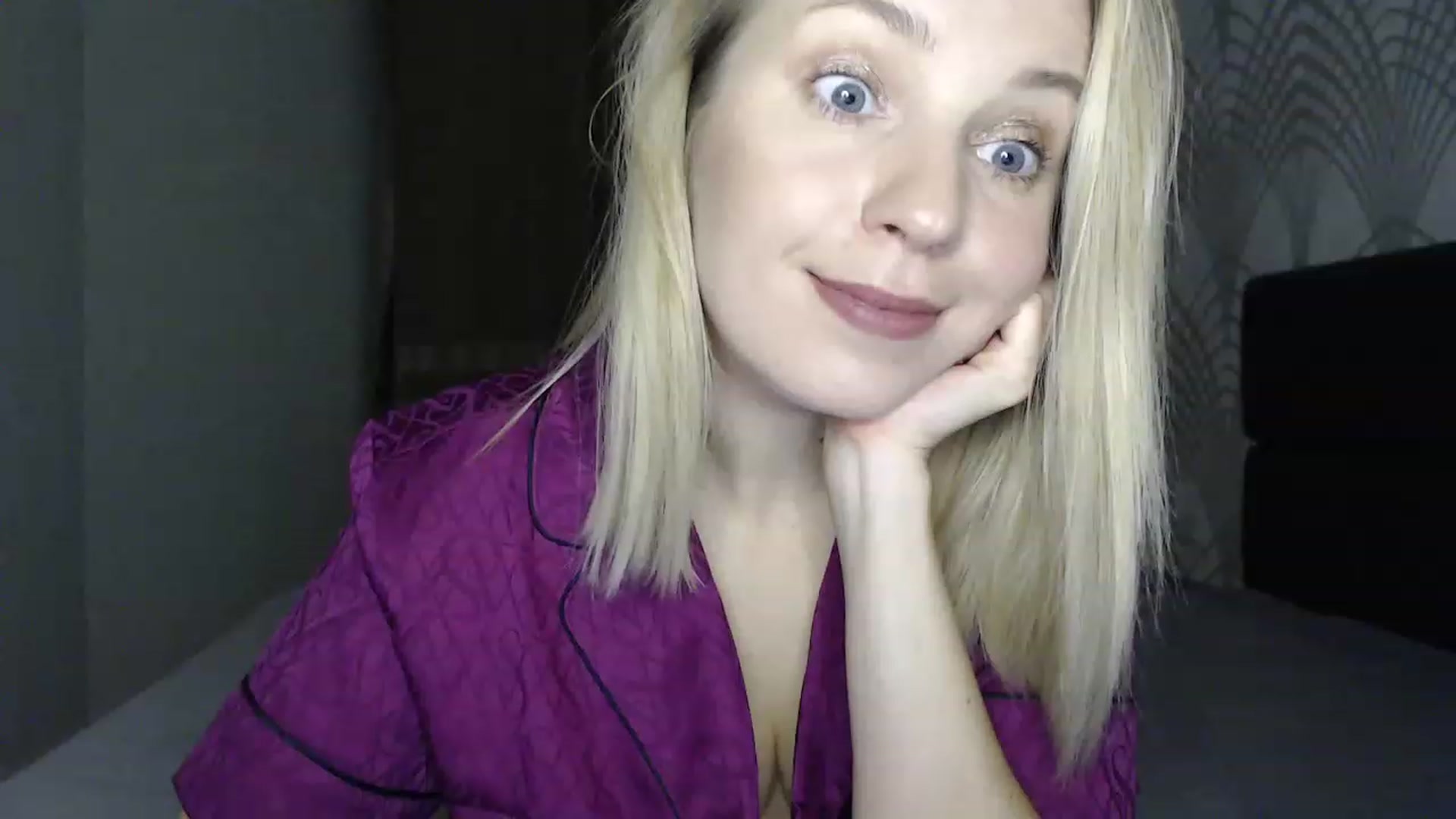 Gallery image thumbnail from Amy_CuteBambi's myfreecams stream on, 02/09/2023, 16:31 image 18 of 20