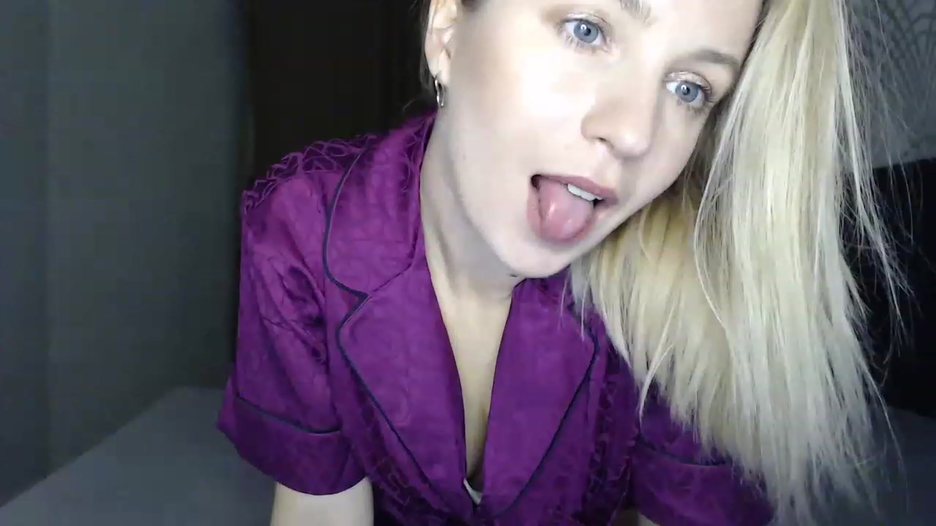 Gallery image thumbnail from Amy_CuteBambi's myfreecams stream on, 02/09/2023, 16:31 image 6 of 20