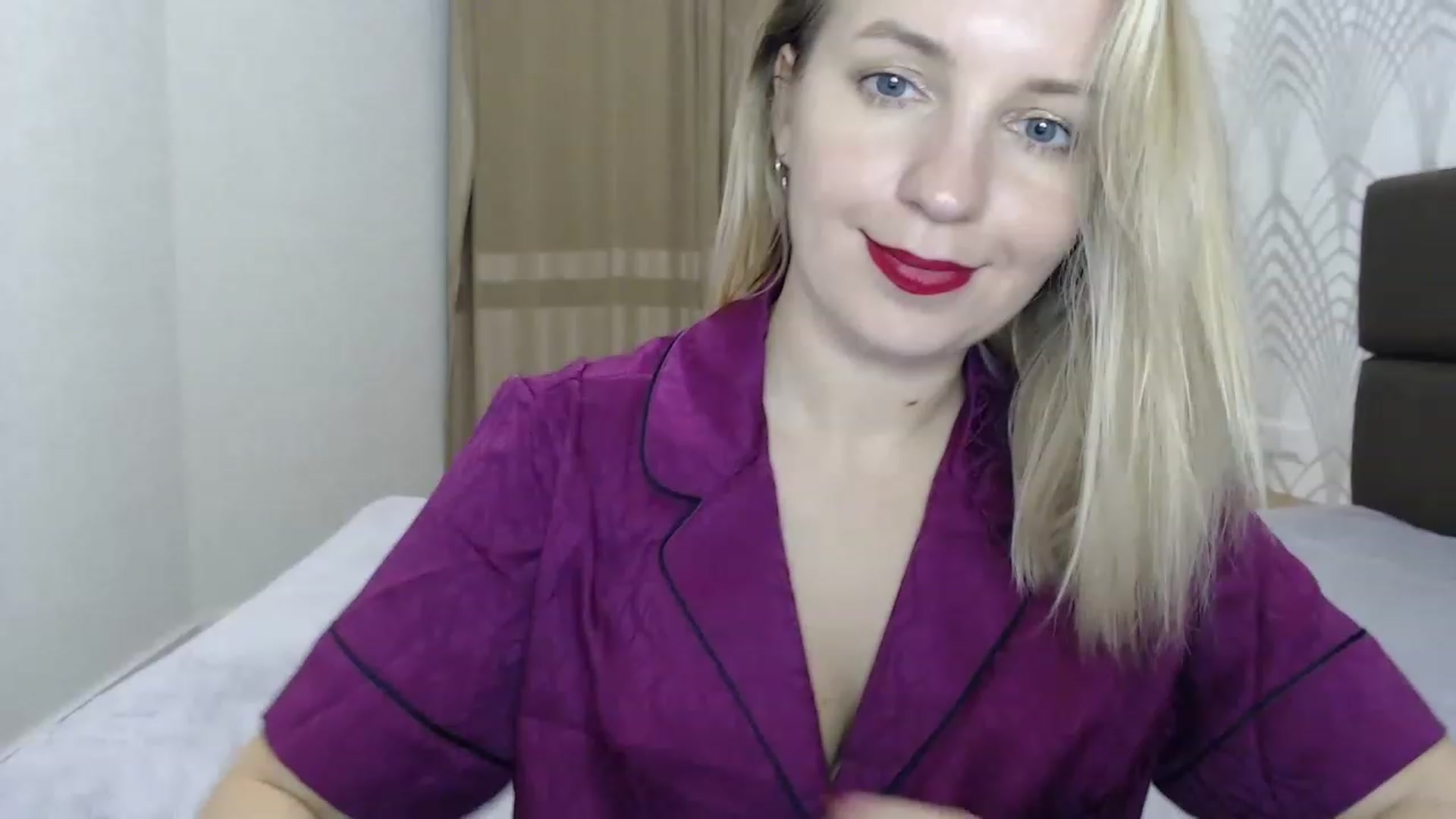 Gallery image thumbnail from Amy_CuteBambi's myfreecams stream on, 02/09/2023, 21:30 image 19 of 20