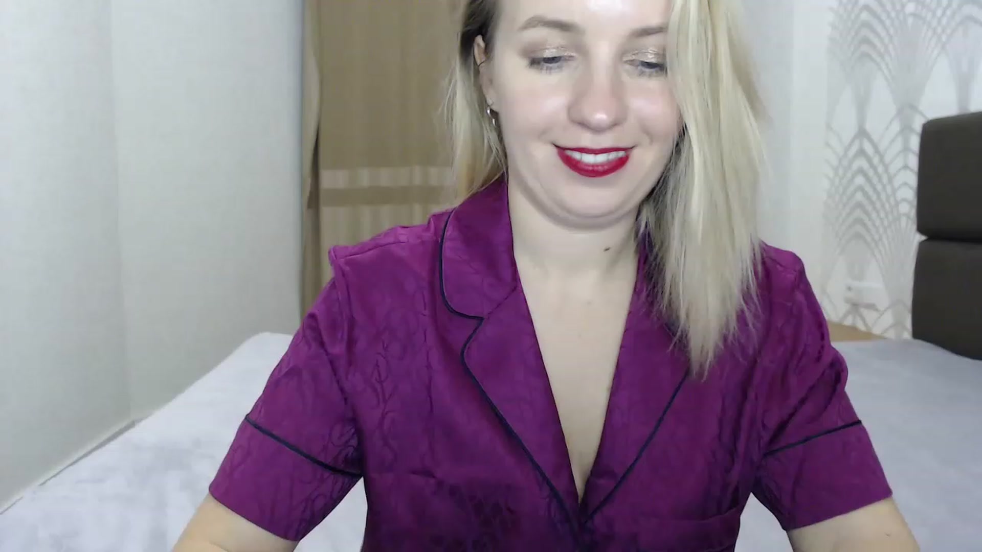 Gallery image thumbnail from Amy_CuteBambi's myfreecams stream on, 02/09/2023, 21:30 image 12 of 20