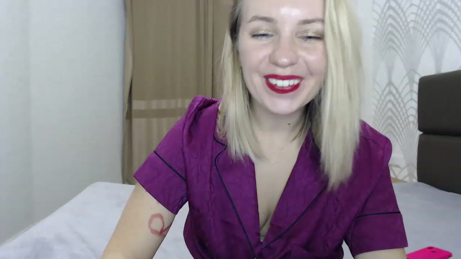 Gallery image thumbnail from Amy_CuteBambi's myfreecams stream on, 02/09/2023, 21:30 image 9 of 20