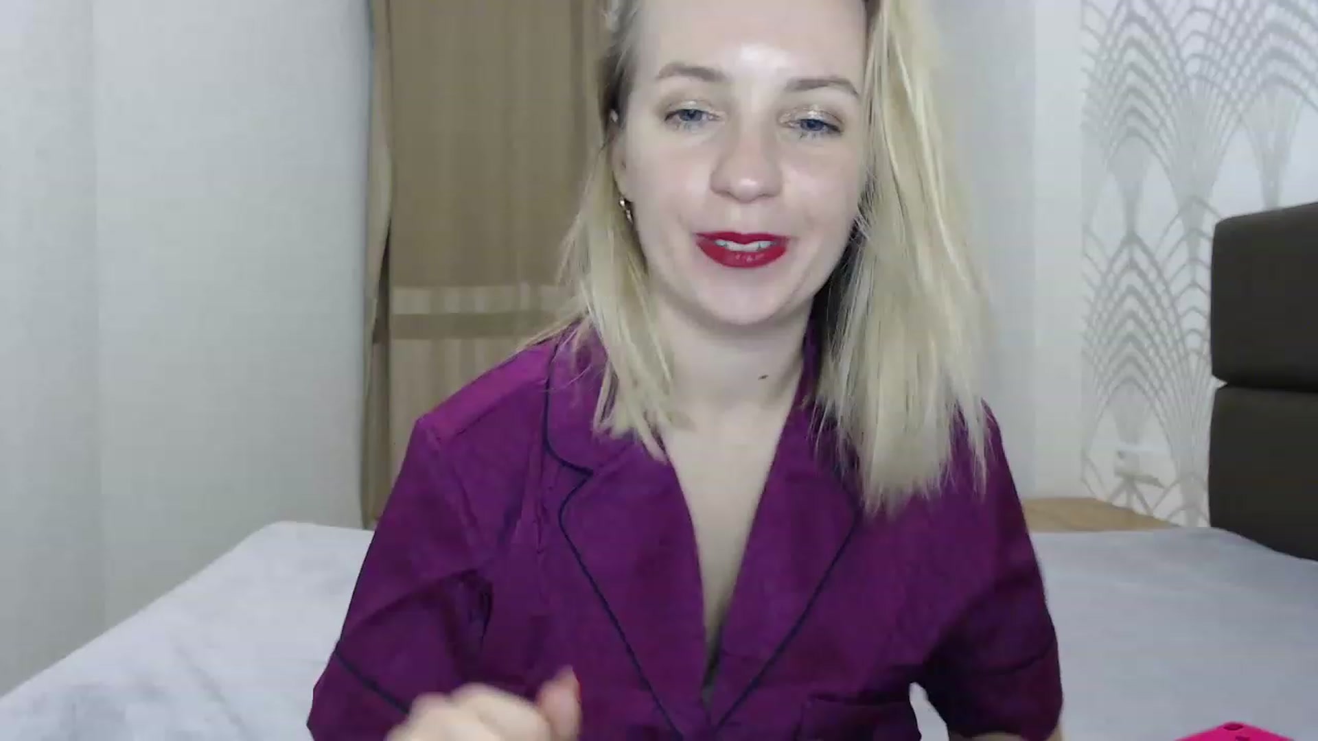 Gallery image thumbnail from Amy_CuteBambi's myfreecams stream on, 02/09/2023, 21:30 image 5 of 20