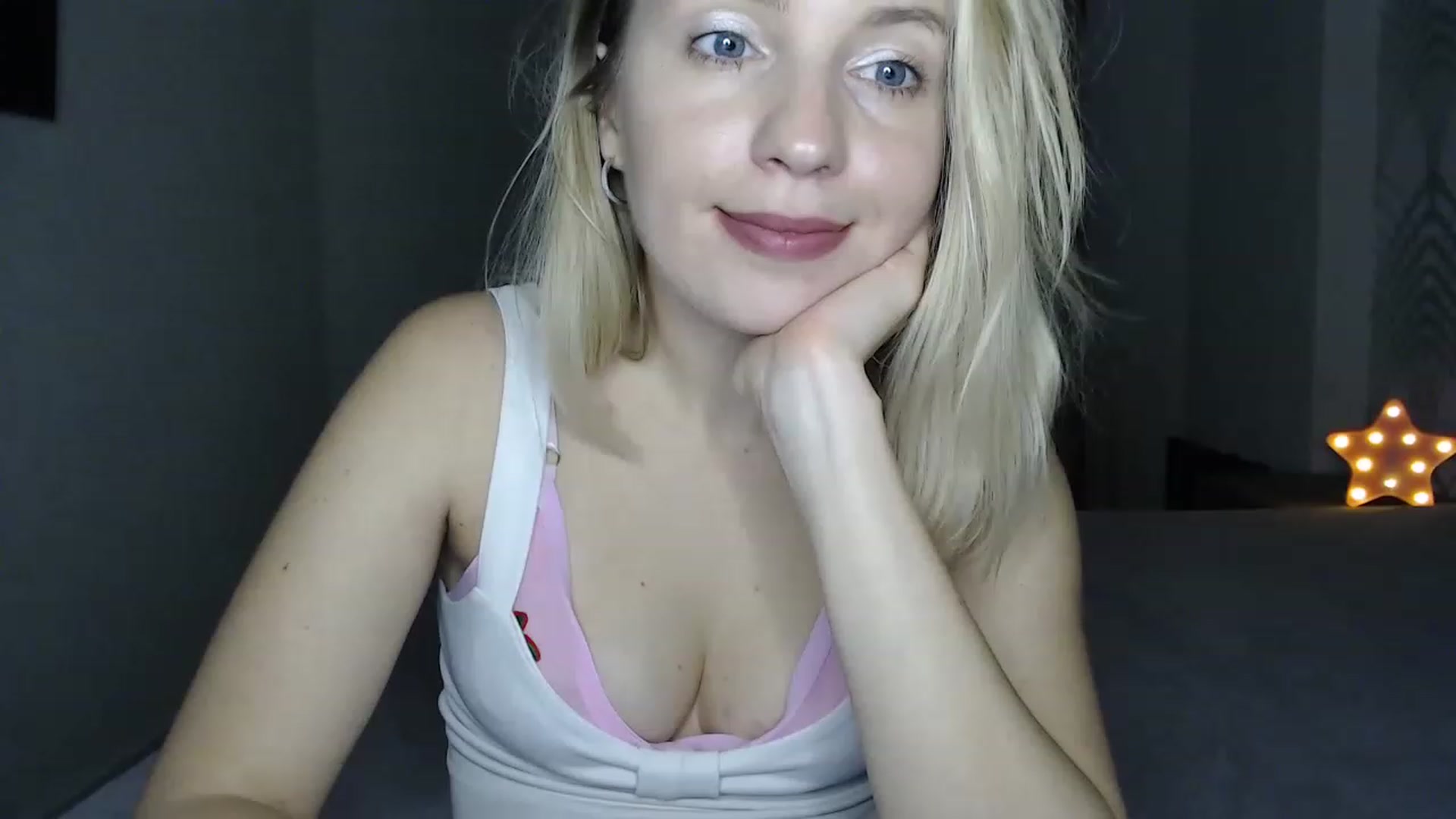 Gallery image thumbnail from Amy_CuteBambi's myfreecams stream on, 02/10/2023, 16:08 image 11 of 20