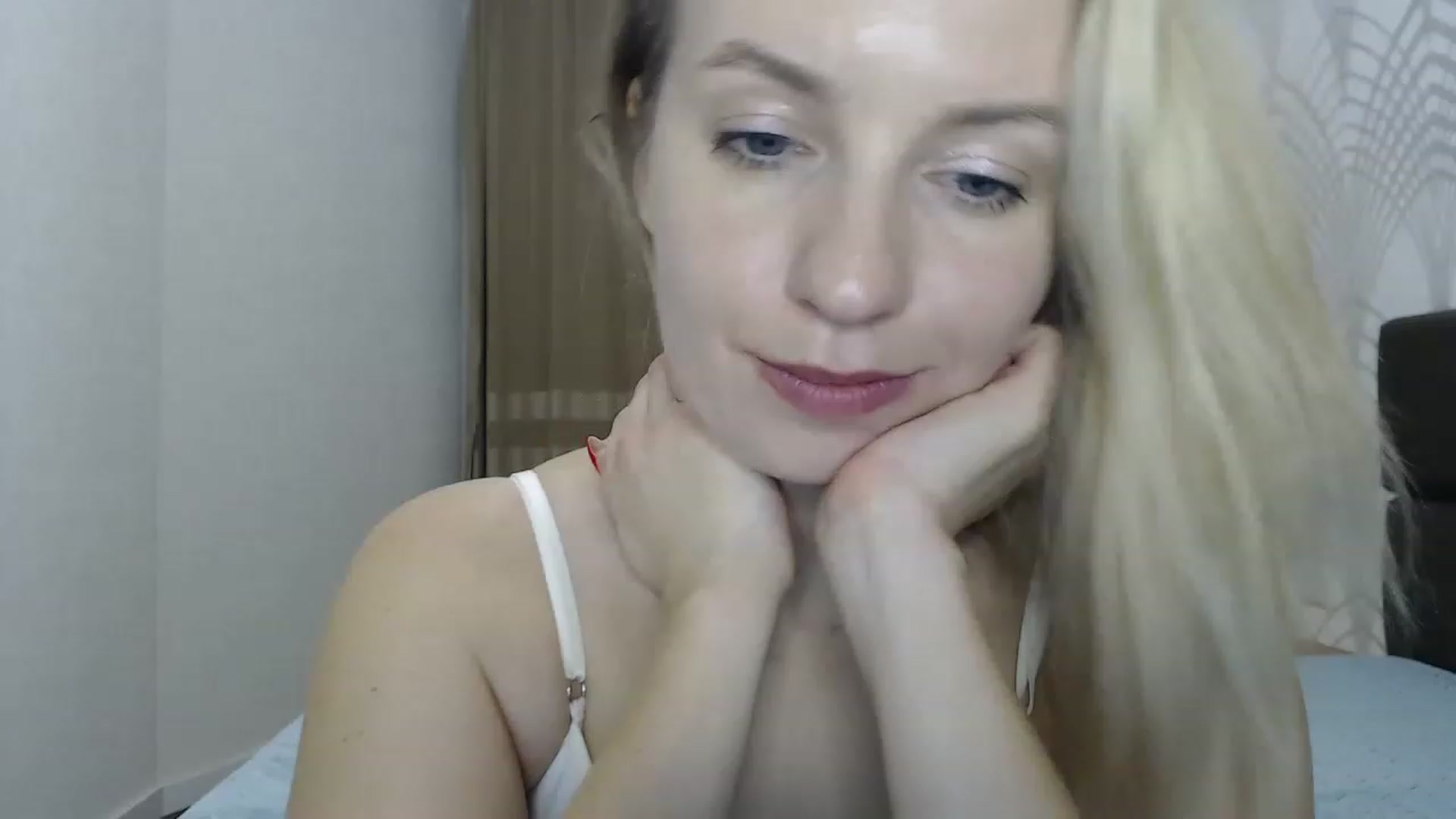 Gallery image thumbnail from Amy_CuteBambi's myfreecams stream on, 02/11/2023, 19:51 image 17 of 20