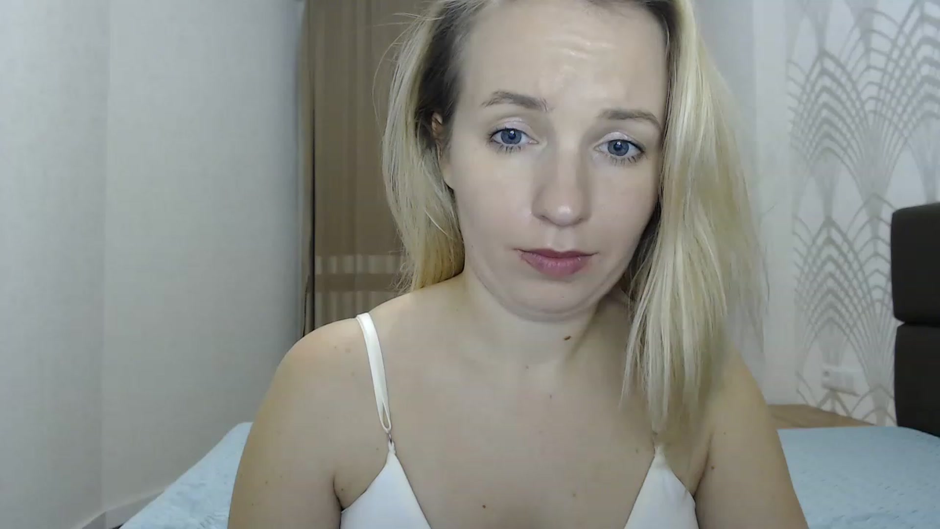 Gallery image thumbnail from Amy_CuteBambi's myfreecams stream on, 02/11/2023, 19:51 image 15 of 20