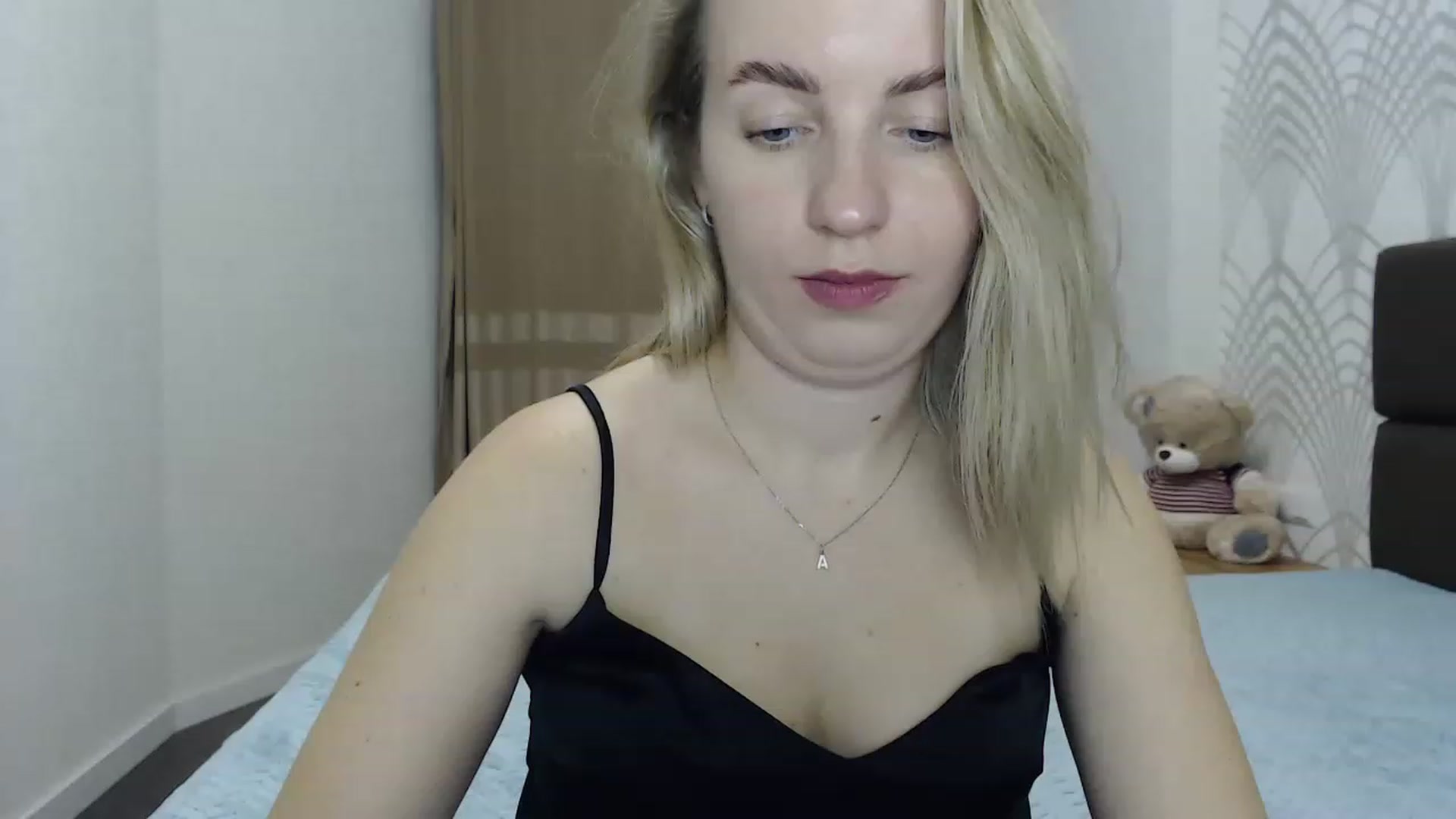 Gallery image thumbnail from Amy_CuteBambi's myfreecams stream on, 02/17/2023, 19:51 image 3 of 20