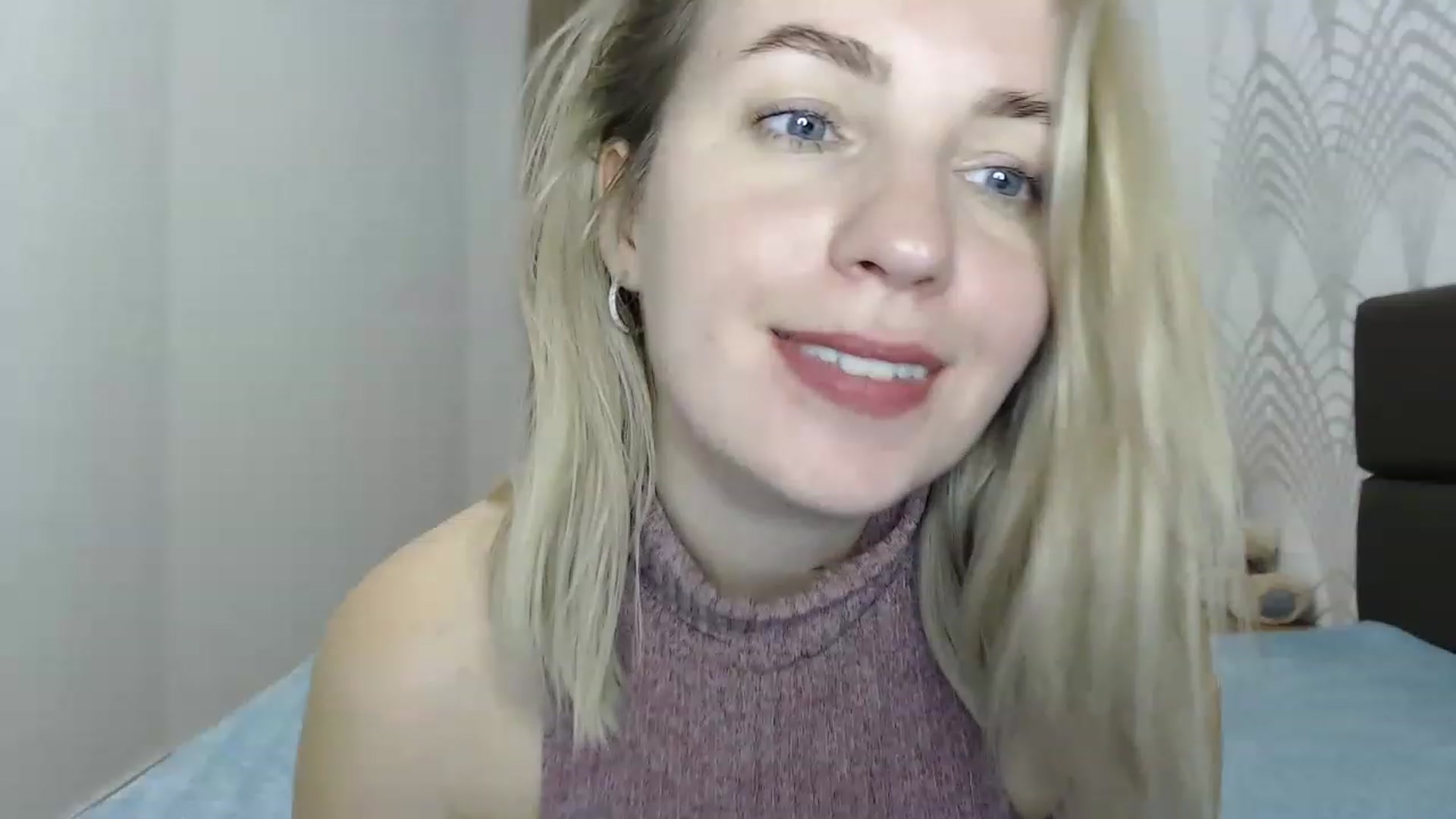 Gallery image thumbnail from Amy_CuteBambi's myfreecams stream on, 02/18/2023, 19:50 image 19 of 20