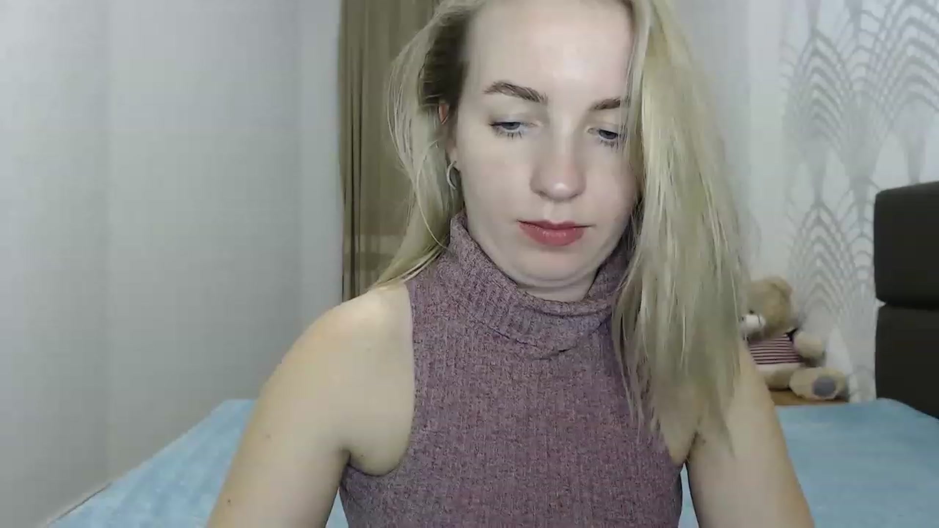 Gallery image thumbnail from Amy_CuteBambi's myfreecams stream on, 02/18/2023, 19:50 image 18 of 20