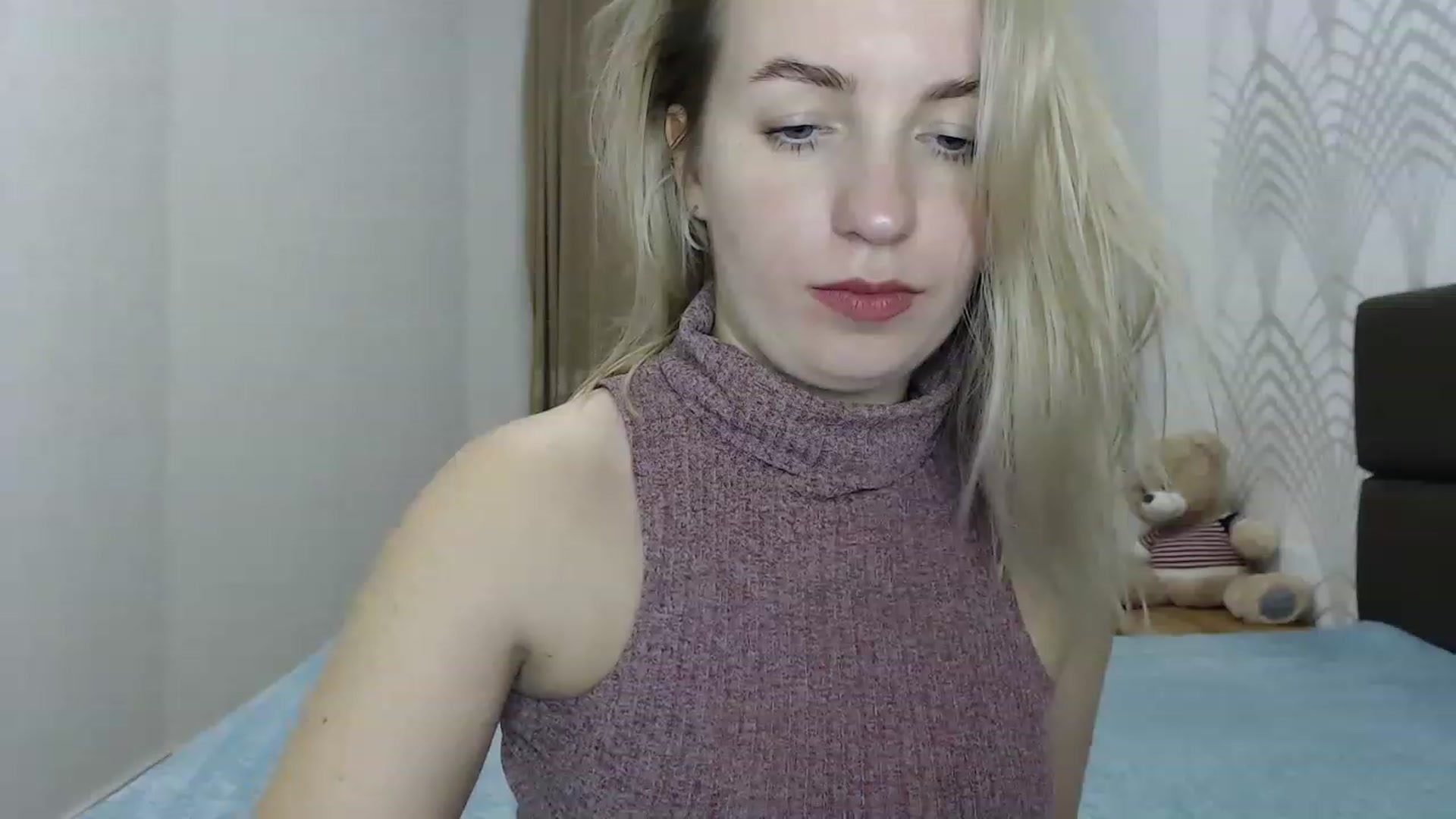 Gallery image thumbnail from Amy_CuteBambi's myfreecams stream on, 02/18/2023, 19:50 image 17 of 20