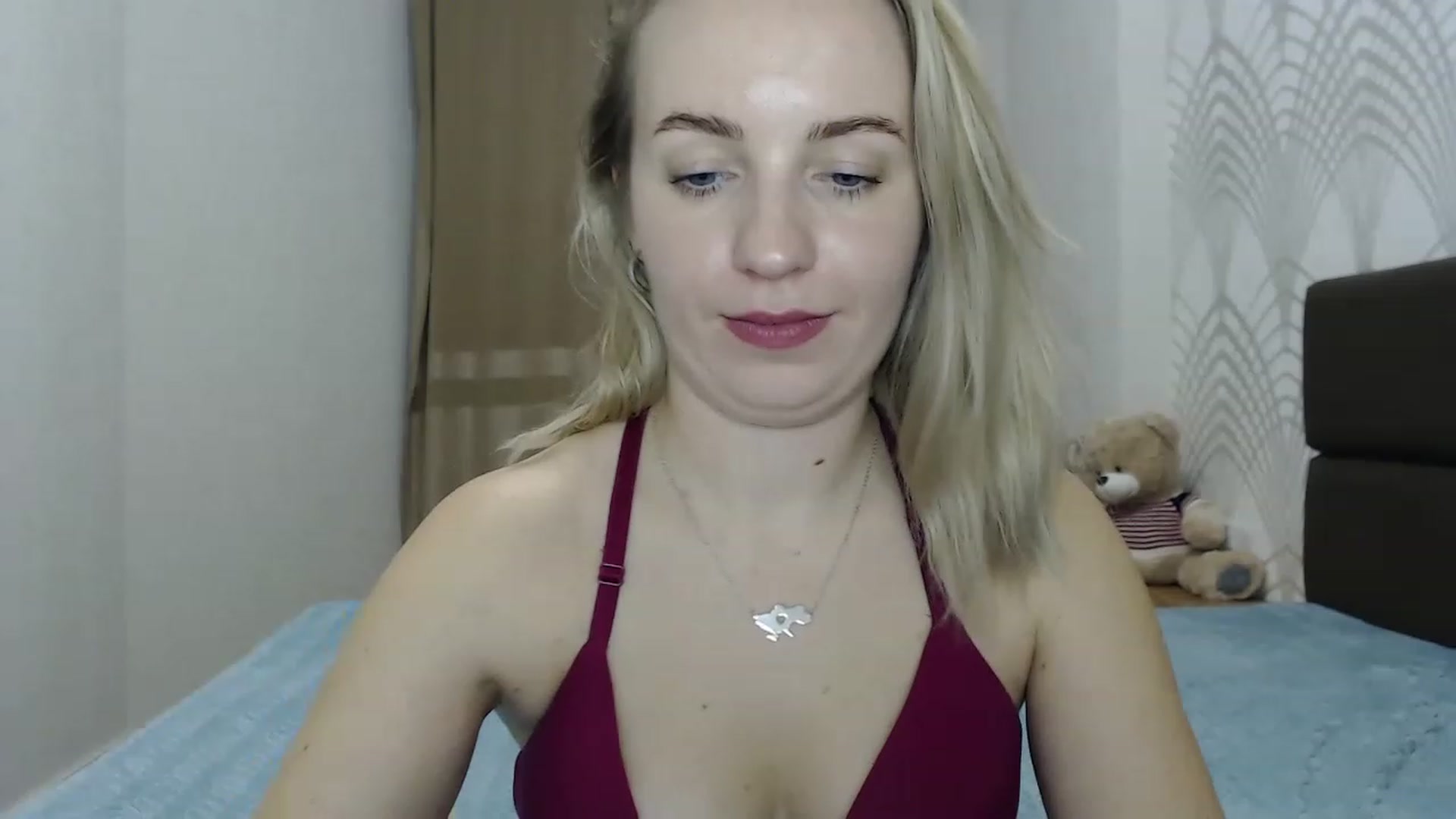 Gallery image thumbnail from Amy_CuteBambi's myfreecams stream on, 02/19/2023, 17:26 image 16 of 20