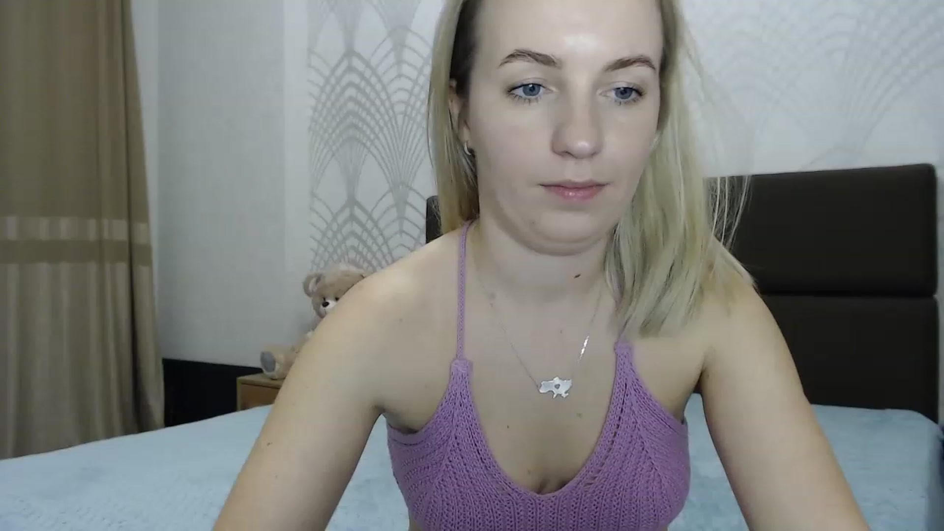 Gallery image thumbnail from Amy_CuteBambi's myfreecams stream on, 02/22/2023, 18:06 image 5 of 20