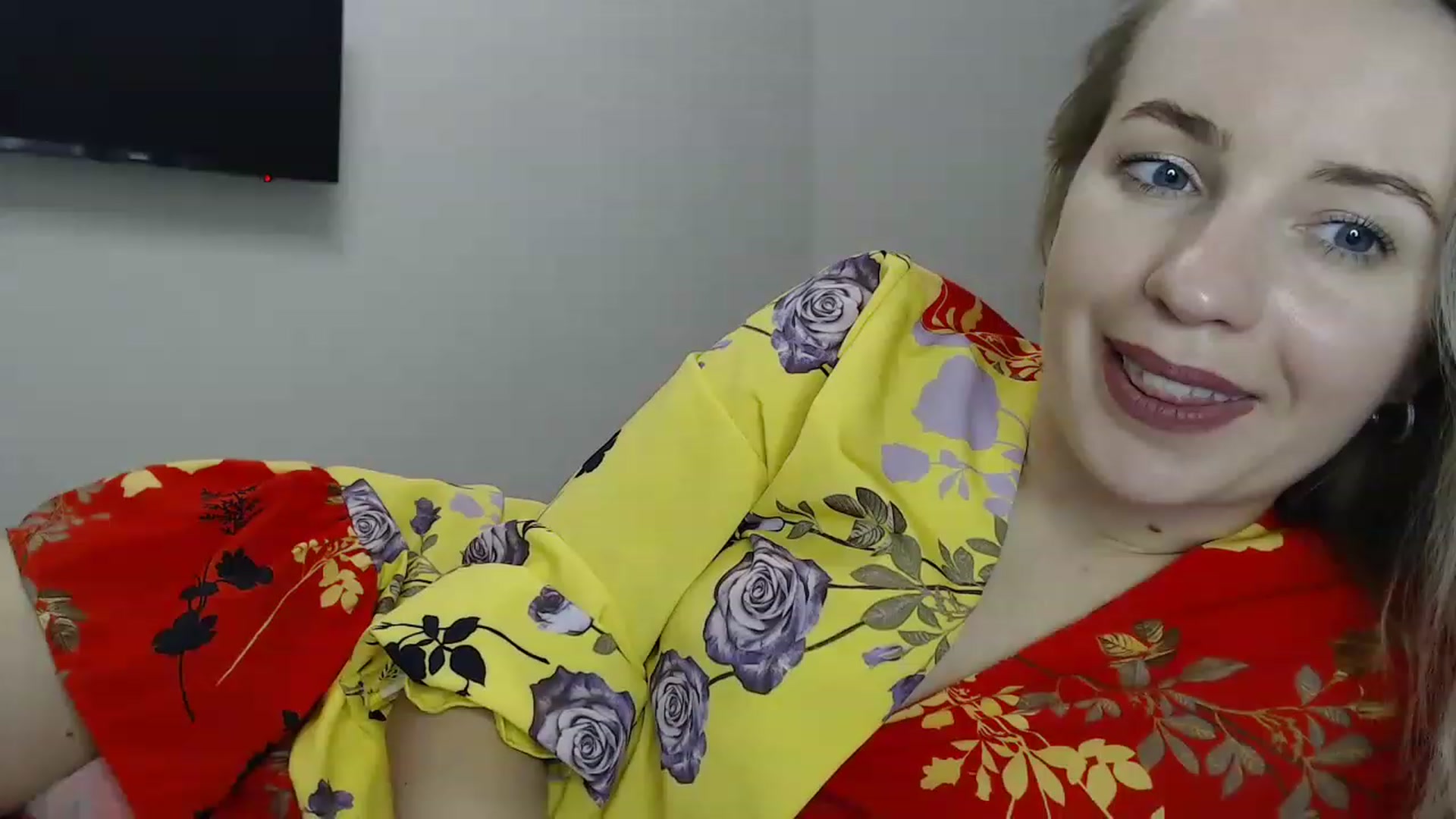 Gallery image thumbnail from Amy_CuteBambi's myfreecams stream on, 02/26/2023, 17:17 image 3 of 20