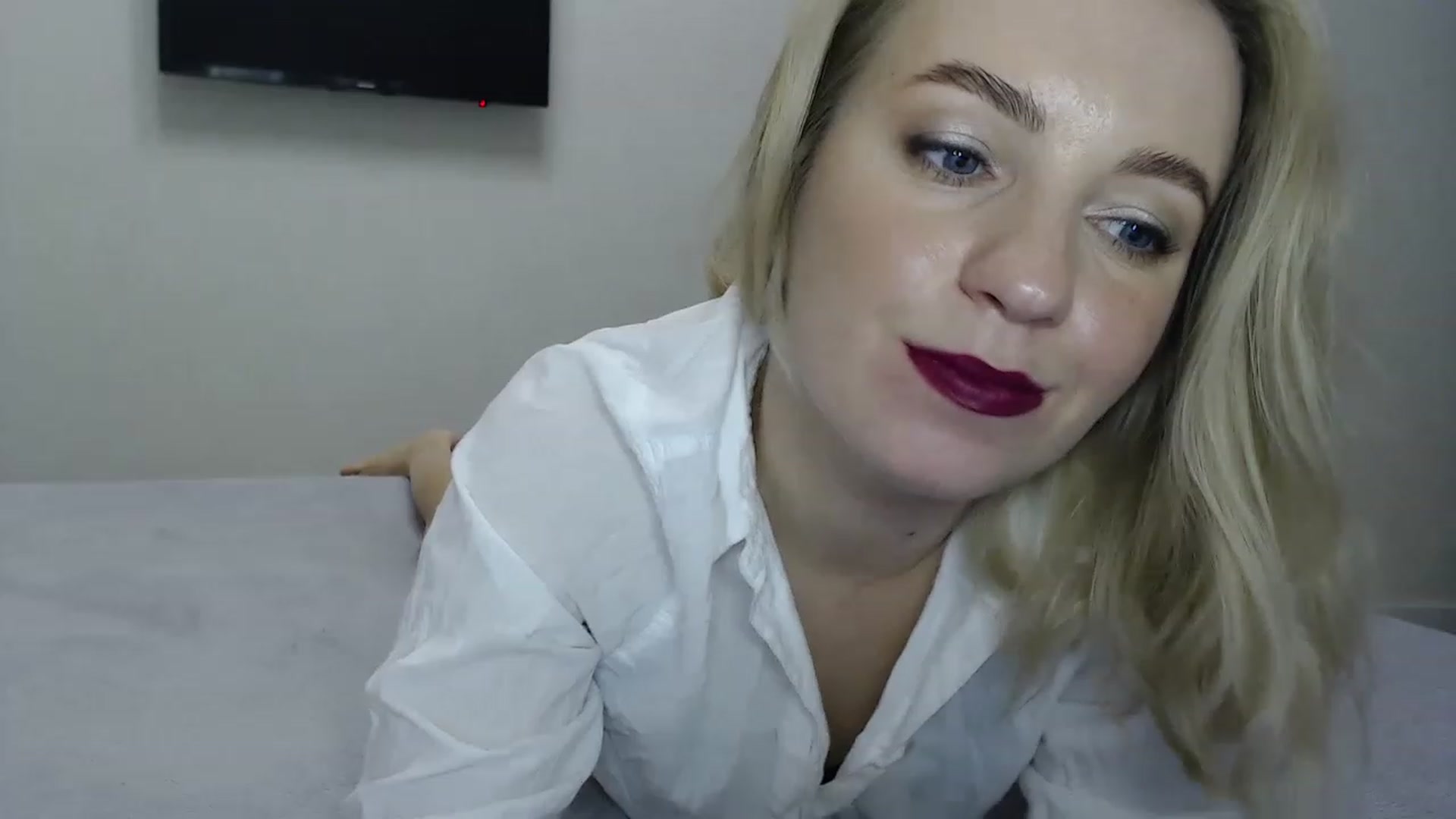 Gallery image thumbnail from Amy_CuteBambi's myfreecams stream on, 02/28/2023, 18:07 image 2 of 20