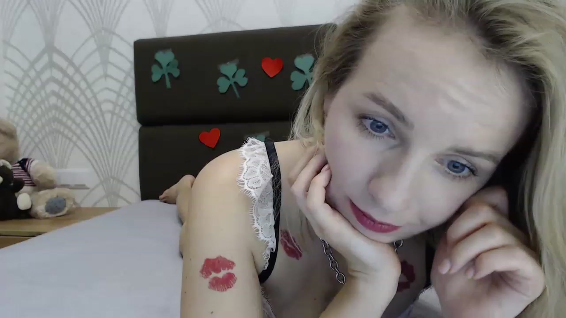 Gallery image thumbnail from Amy_CuteBambi's myfreecams stream on, 03/17/2023, 19:40 image 8 of 20